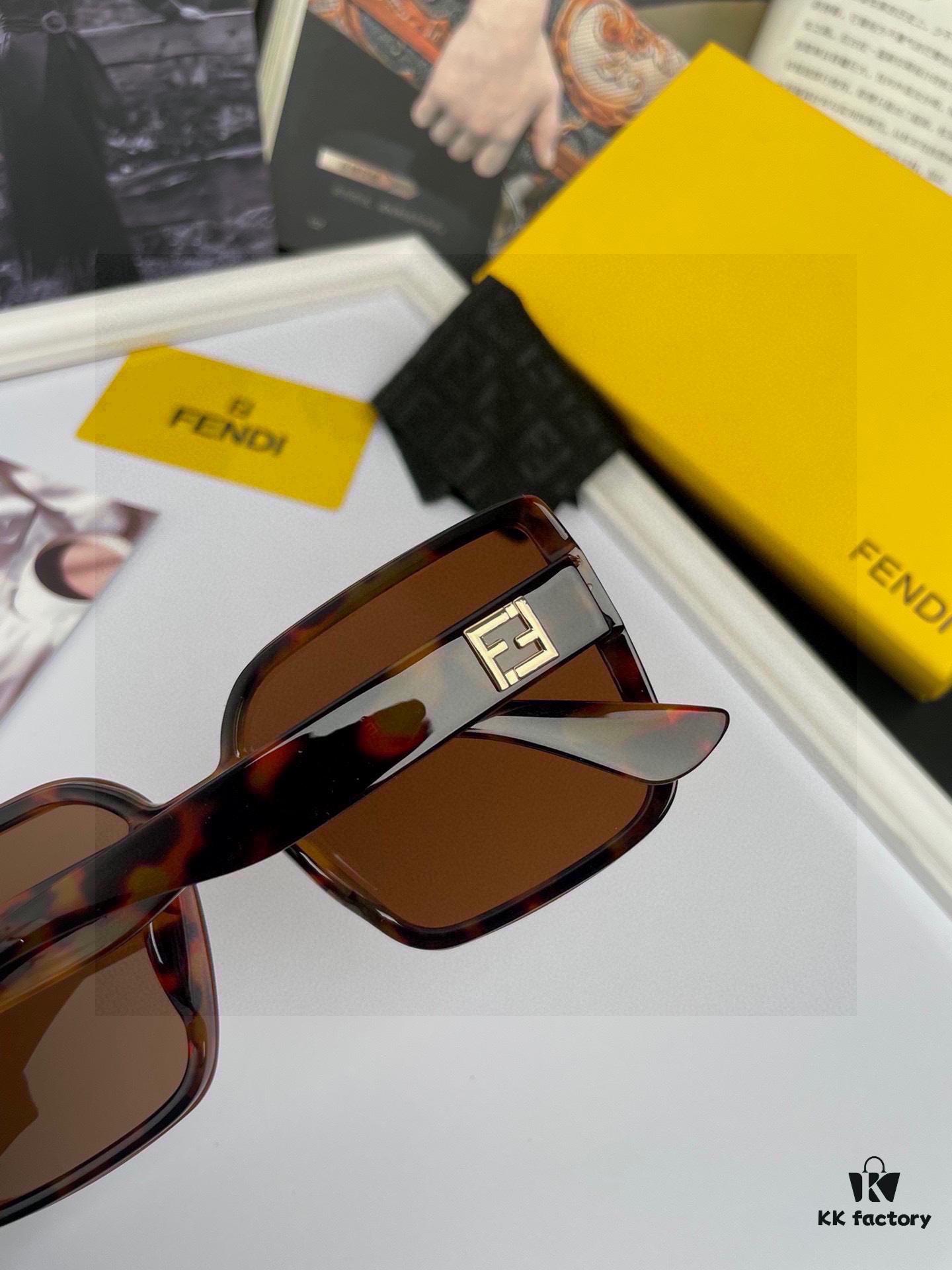 FENDI High-Quality Women's Polarized Sunglasses with TR90 Frame