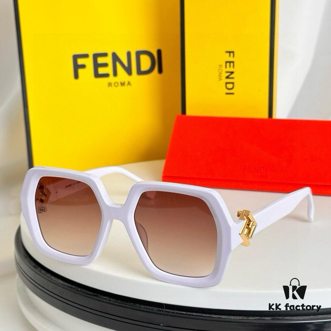 FENDI FE40139I 53□21-135 Sunglasses