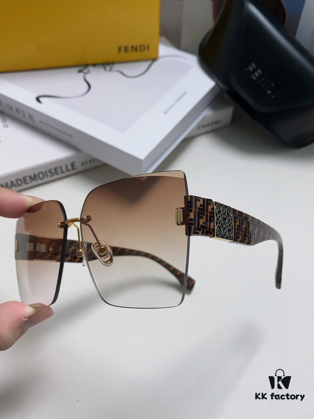 FENDI 2024 Spring New Arrival Trendy Fashion Rectangular Polarized Sunglasses High-Quality Comfortable Wearable Celebrity-Influencer Style Women's HD Polarized Sunglasses