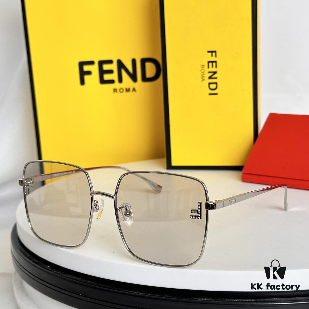 FENDI FE4076U Minimalist and Elegant Square Frame, Stylish Face-Framing Design with Mirror-Inlaid Full Rhinestone Logo