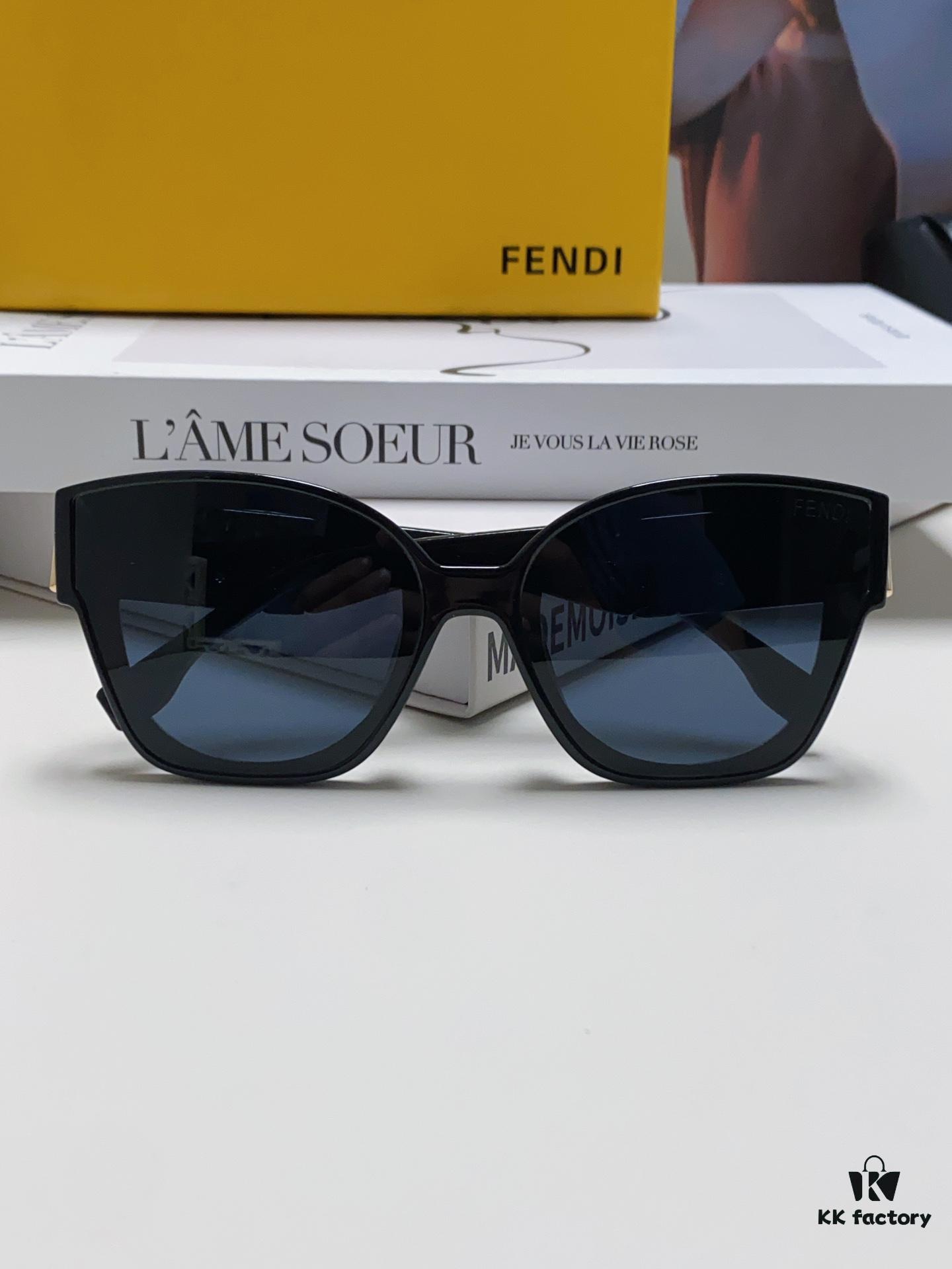 6931fce83a89a121ed54d4a5 FENDI Fendi Newly Designed Logo, Minimalist and Stylish, Featuring Seamless Mirror Lenses