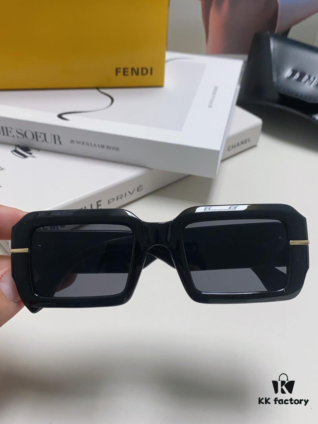 6931fced3a89a121ed54d4ee Fendi New Square Sunglasses for Men and Women, Fashionable Streetwear Style Shades