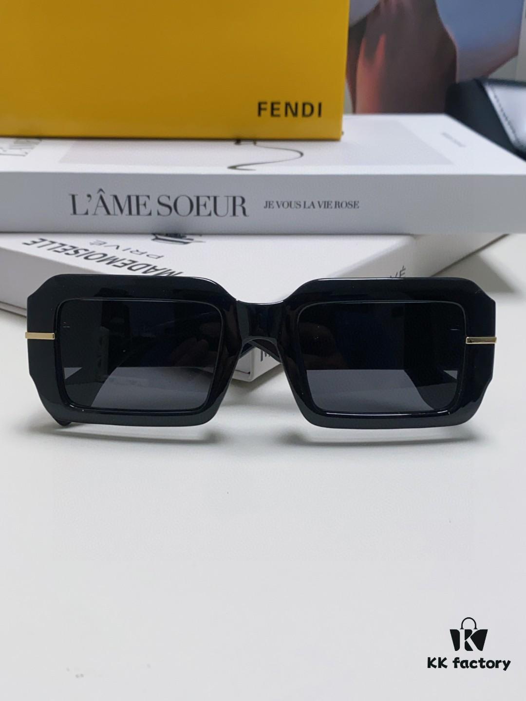 6931fcee3a89a121ed54d4f1 Fendi New Square Sunglasses for Men and Women, Fashionable Streetwear Style Shades