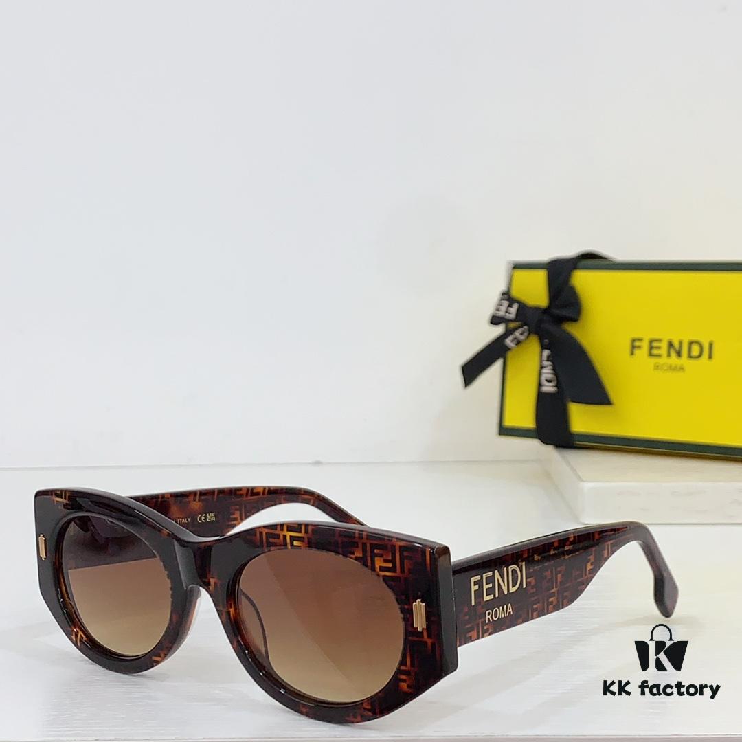140 Fendi* FOL083V Sunglasses