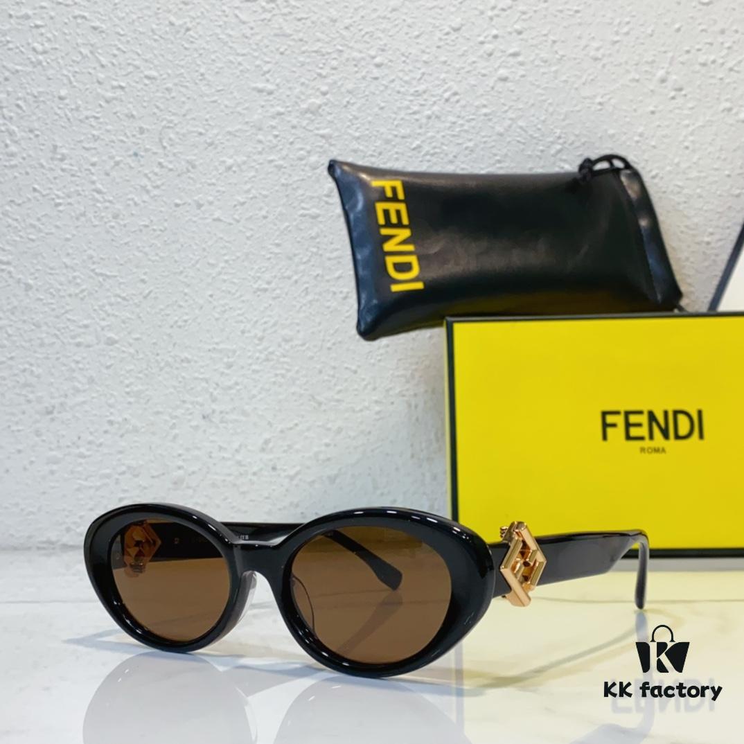 150 FENDI MODEL FE40140U SIZE 53-20-135 Sunglasses