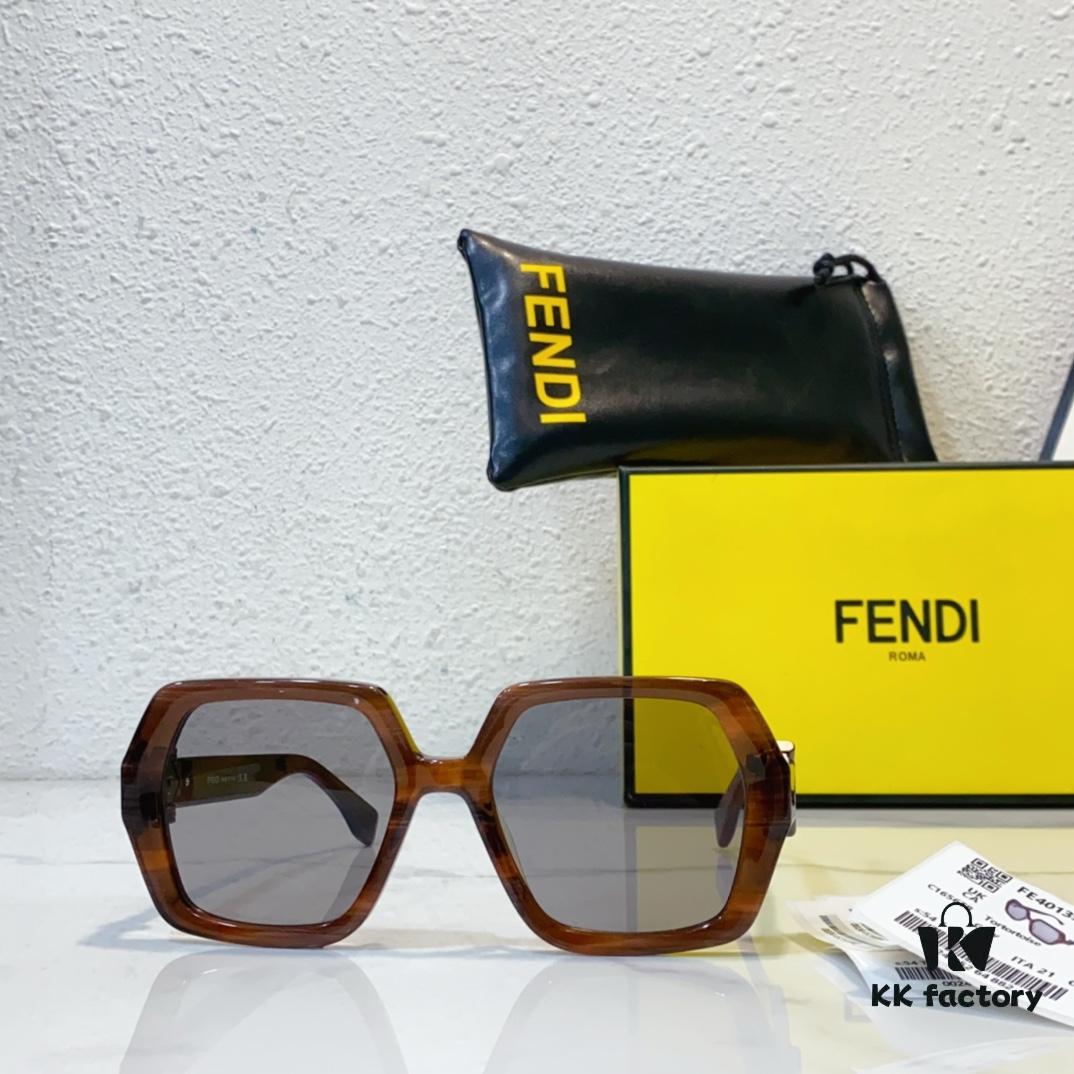 FENDI FF40139 Sunglasses