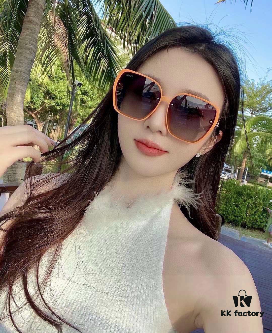 Fendi Women's Polarized Sunglasses, Fashionable Face-Framing Design, Luxury Style, Model 7233