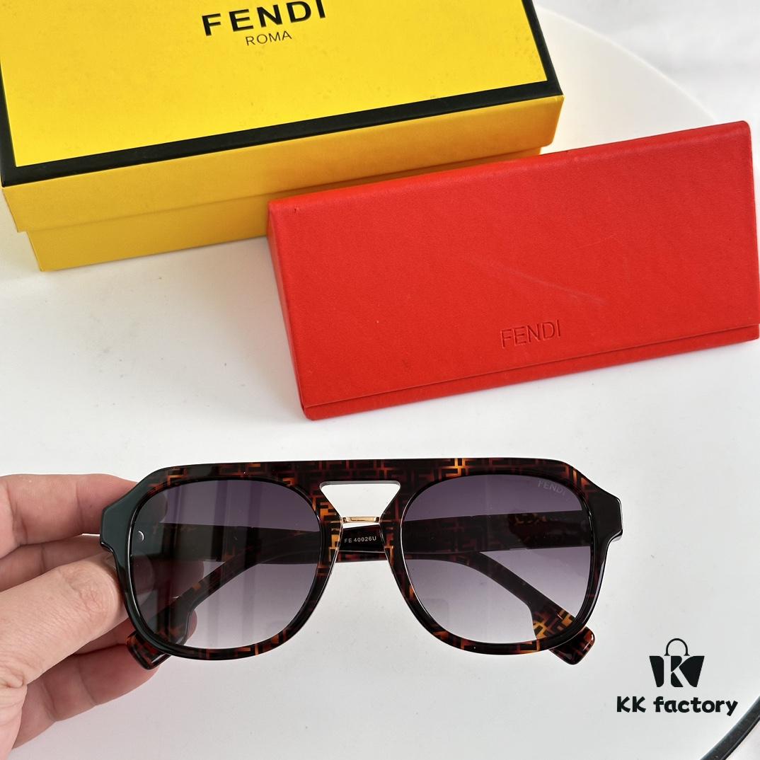 6931fd2e3a89a121ed54d83d Fendi Sunglasses Model FE40026U Size 55□22-145