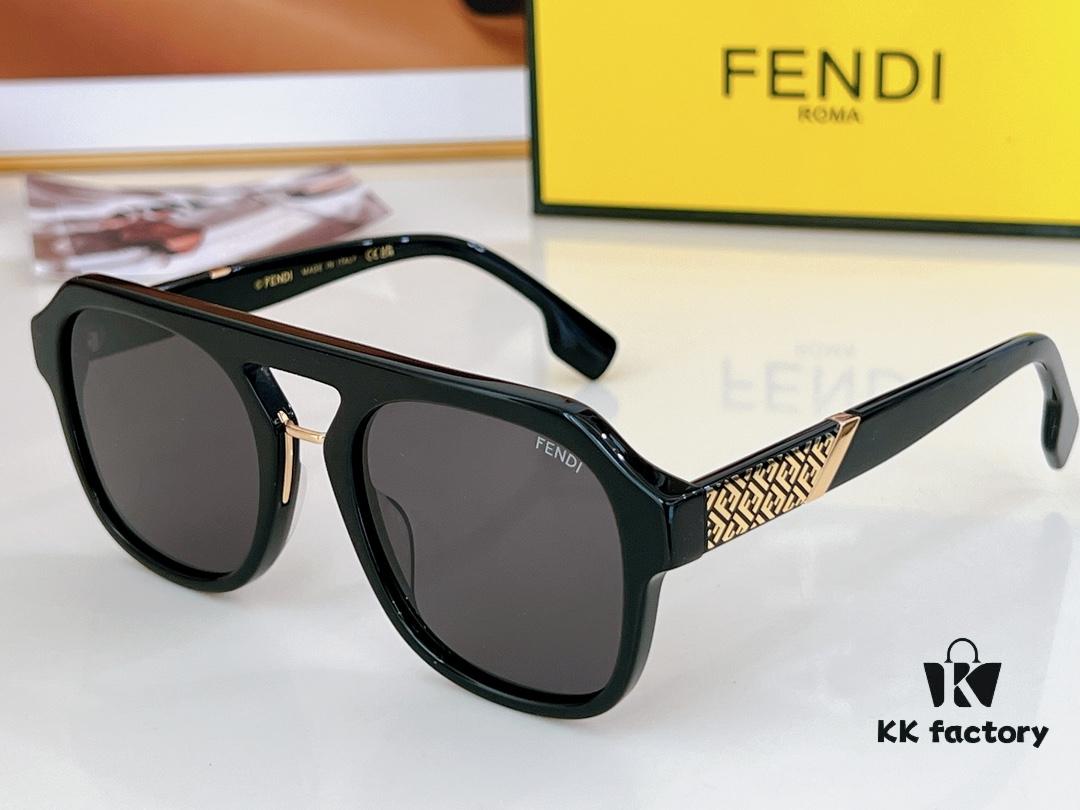Fendi FE40026U Sunglasses