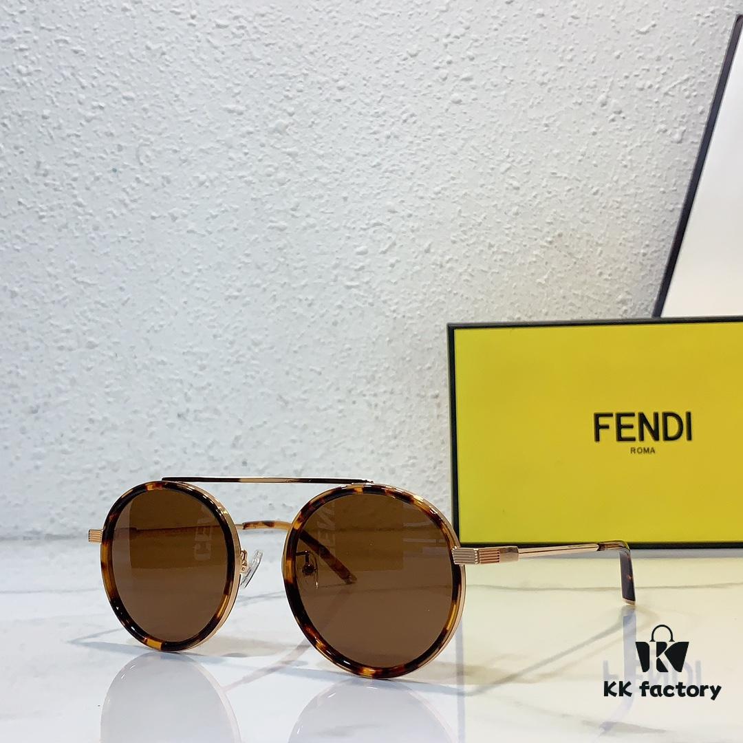 6931fd353a89a121ed54d894 FENDI Latest Official Website Synchronized FF 0025 Aviator Sunglasses Unisex Model Showcasing Brand Characteristics Dual-Tone Electroplated Frame Radiating Design High-Quality Original Order Cabinet Channel Goods Premium Details Visible Upon Close Inspection Suitable for All Face Shapes