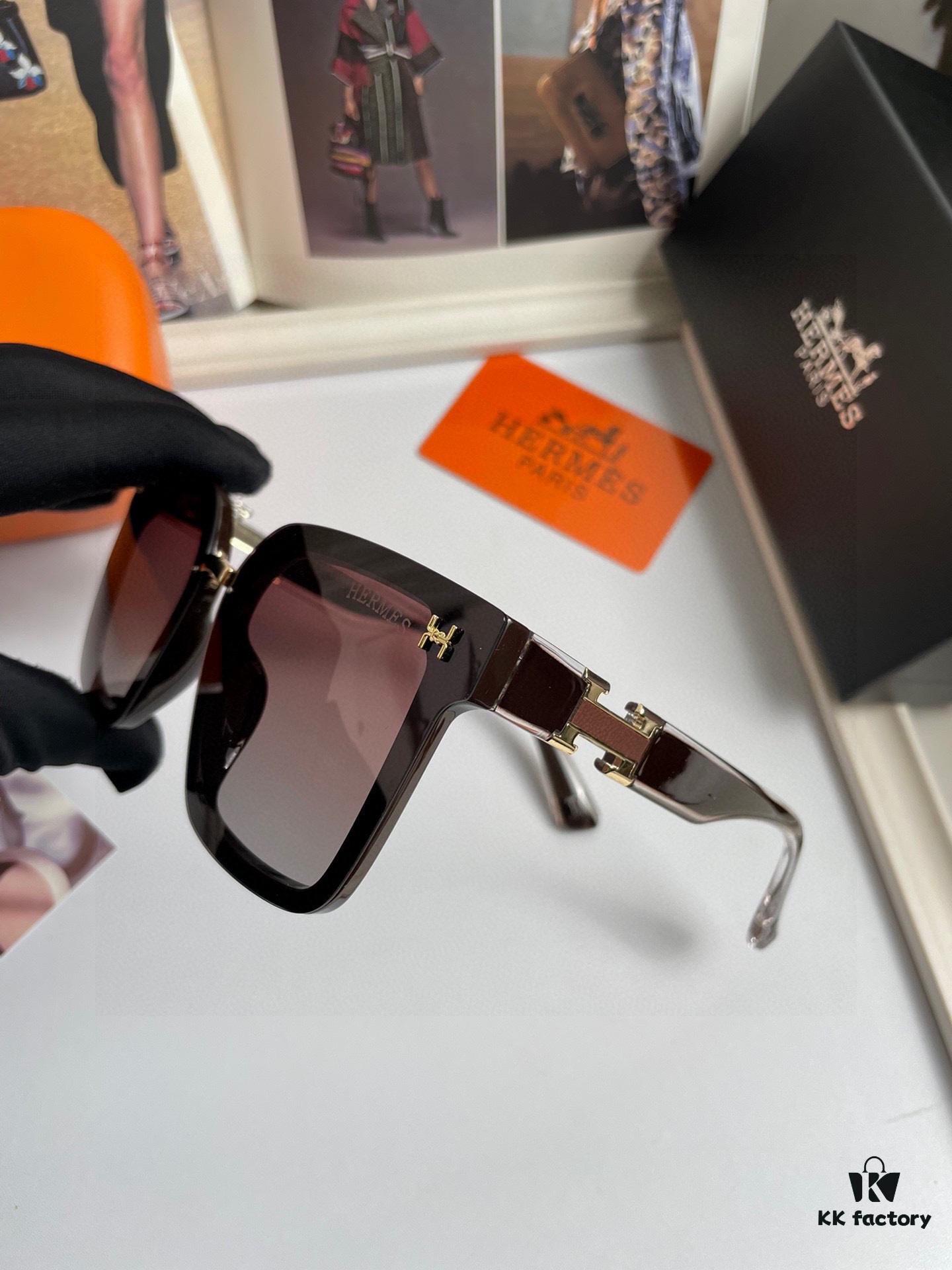6931fd3b3a89a121ed54d8ea New Arrival: FENDI Women's Polarized Sunglasses with TR Frame, Imported POLAROID HD Polarized Lenses, Metal Logo on Temples, High-End Custom Design, Stylish and Perfect for Travel or Driving