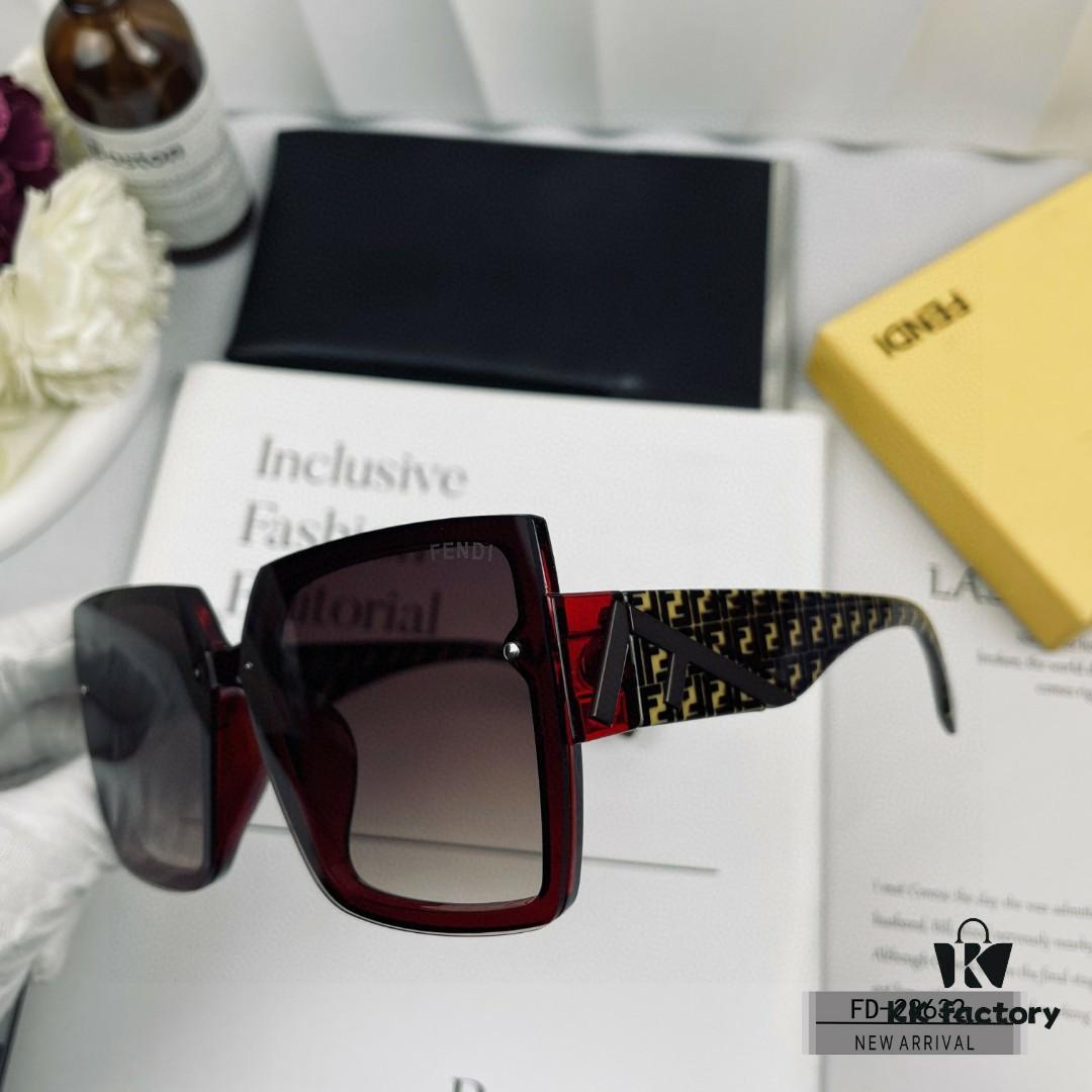 6931fd443a89a121ed54d95d FENDI Italy | Polarized Sunglasses with TR90 Frame and Polylite Lenses