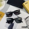6931fd5f3a89a121ed54dacc FENDI Italy | Polarized Sunglasses with TR90 Frame and POLAROID Resin Lenses