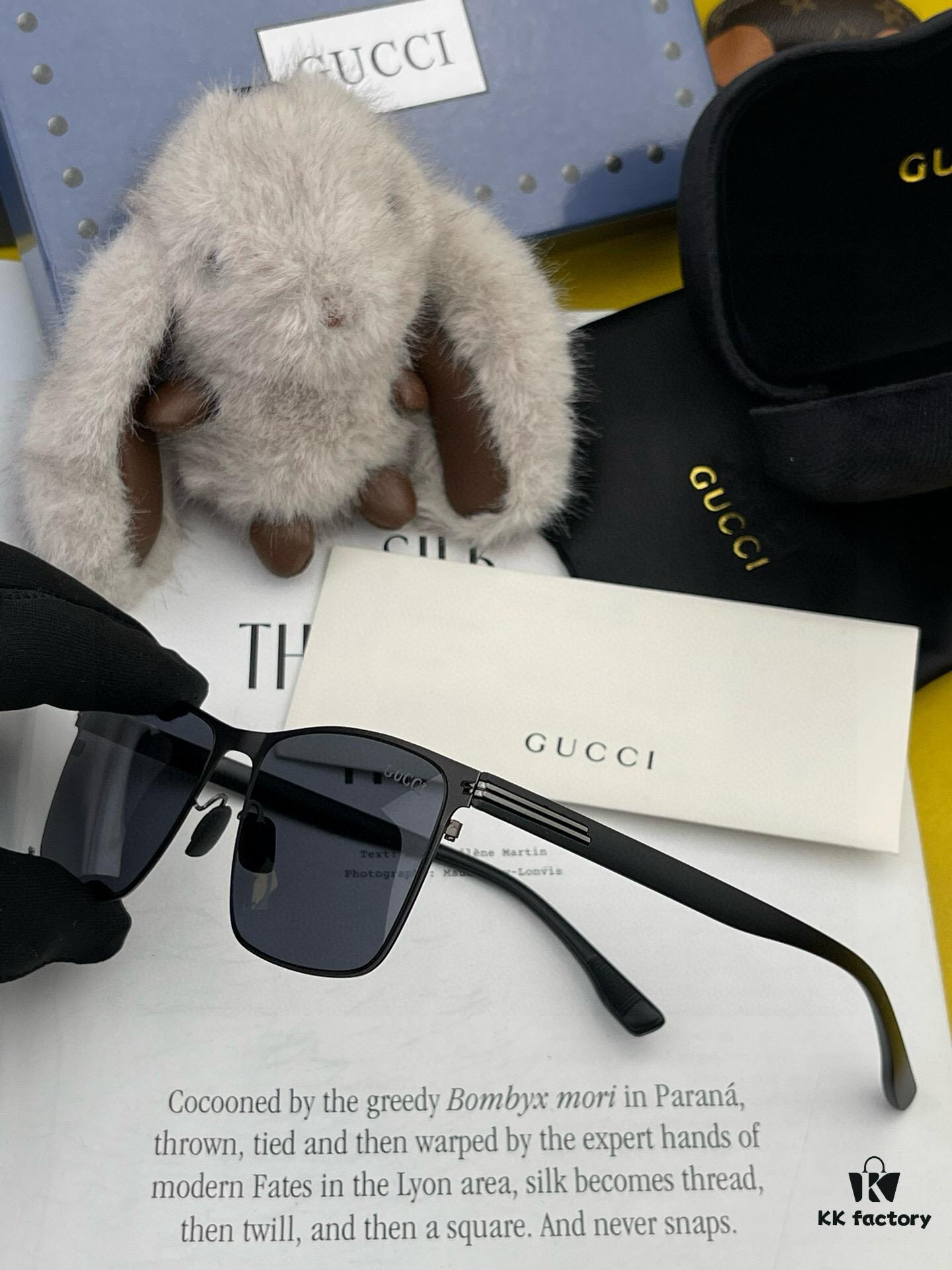 6931fd6b3a89a121ed54db70 GUCCI Men's Colorful Pilot Polarized Sunglasses G9227