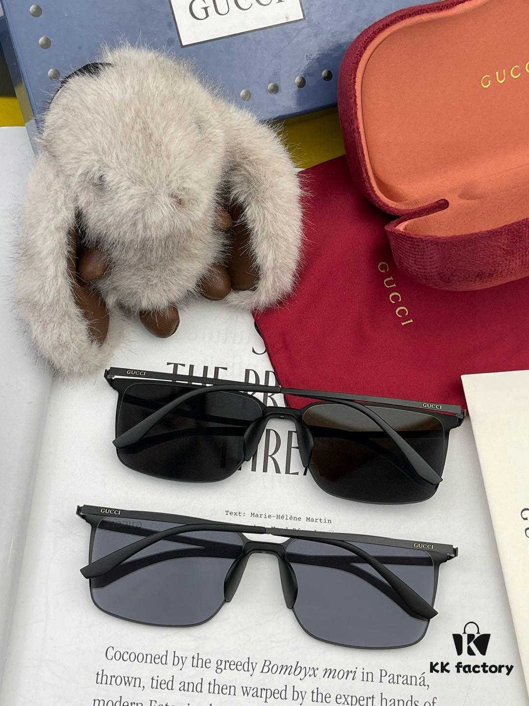 6931fd743a89a121ed54dbe7 GUCCI Men's Colorful Pilot Polarized Sunglasses