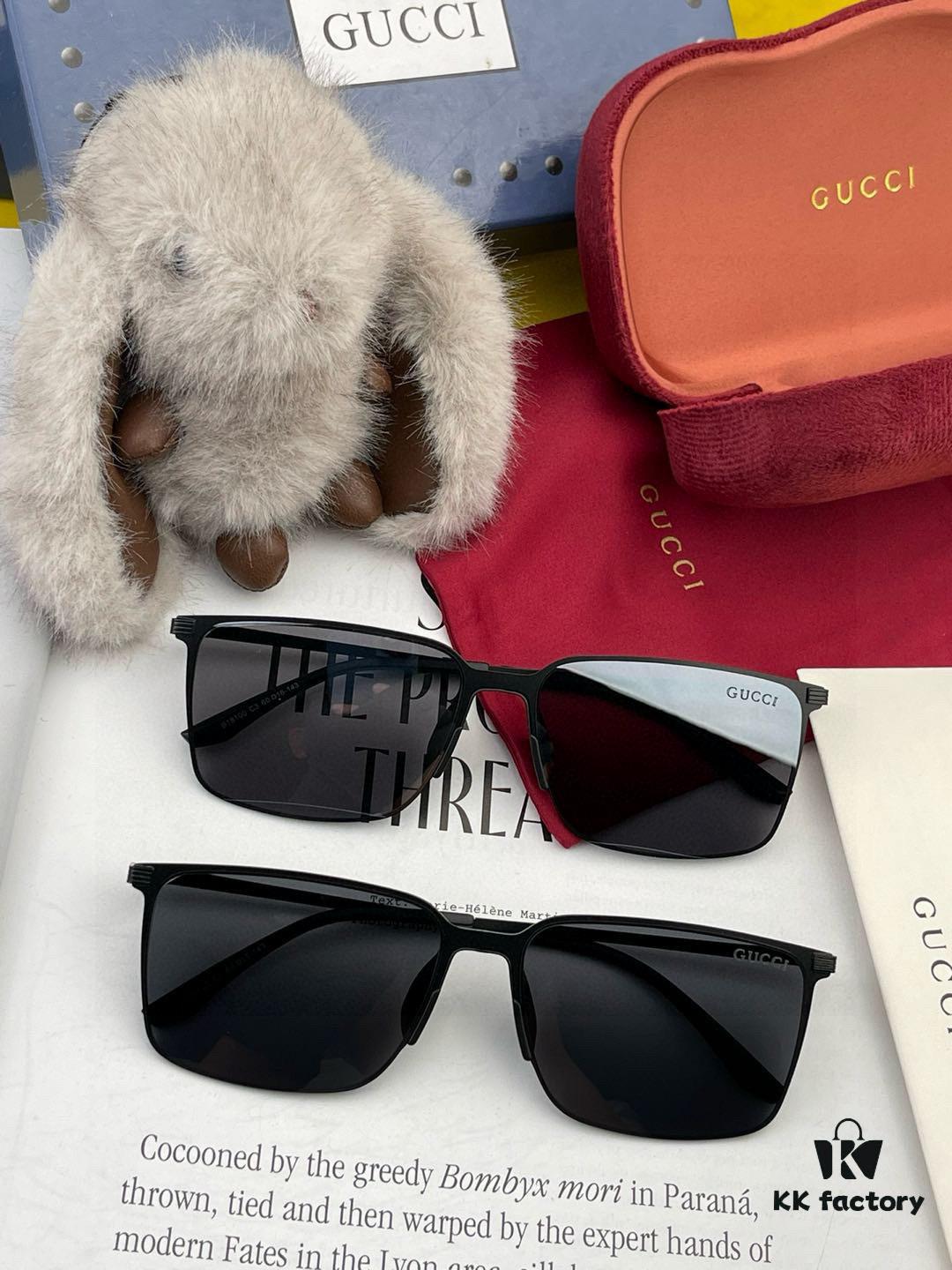 6931fd743a89a121ed54dbe8 GUCCI Men's Colorful Pilot Polarized Sunglasses