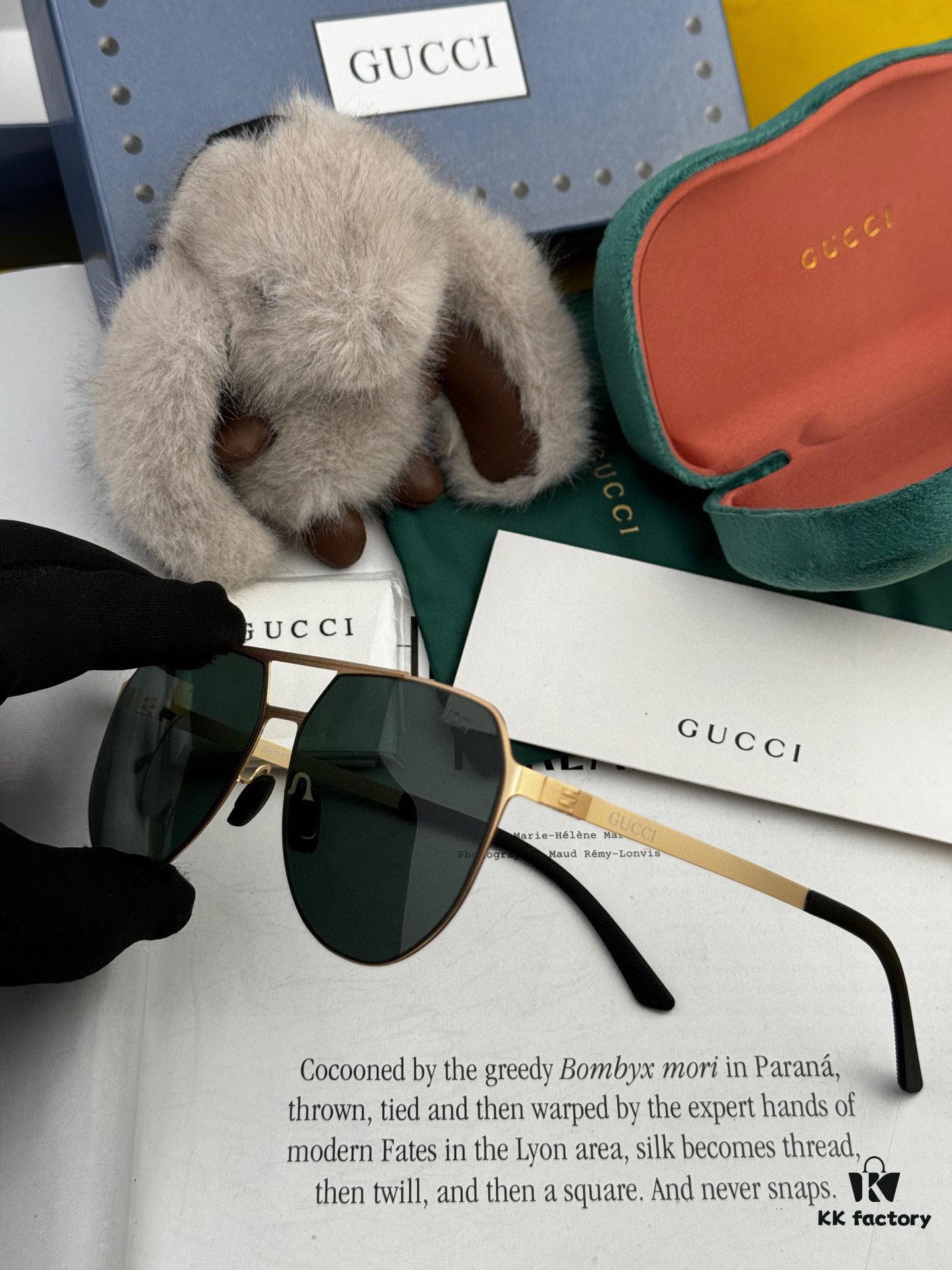 6931fd753a89a121ed54dbef GUCCI Men's Colorful Pilot Polarized Sunglasses