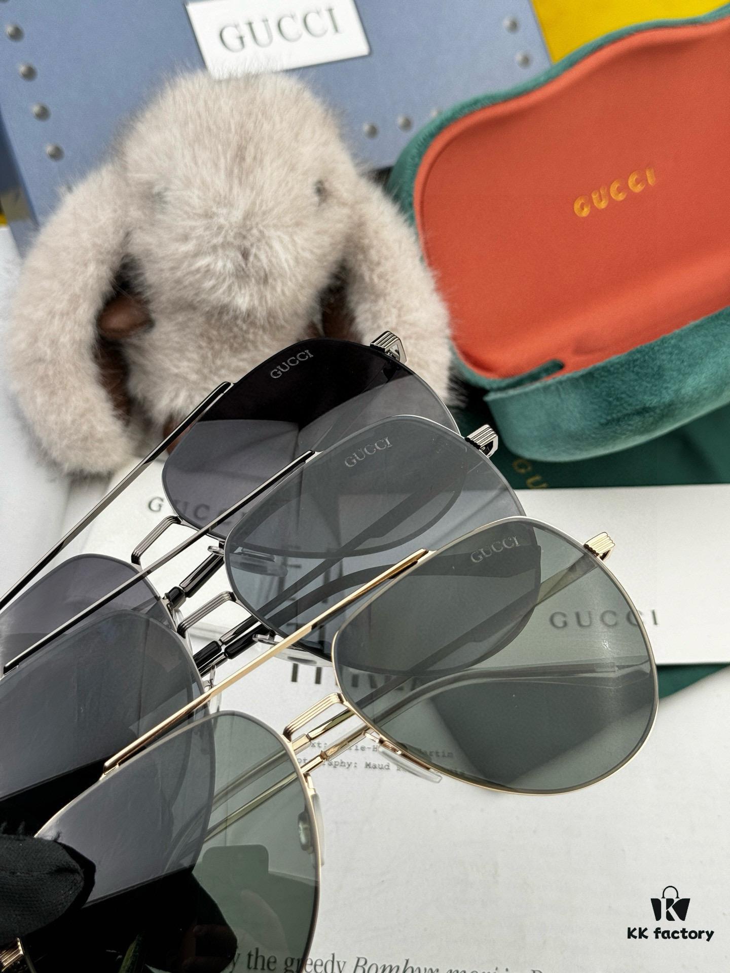GUCCI Men's Colorful Pilot Polarized Sunglasses G61801