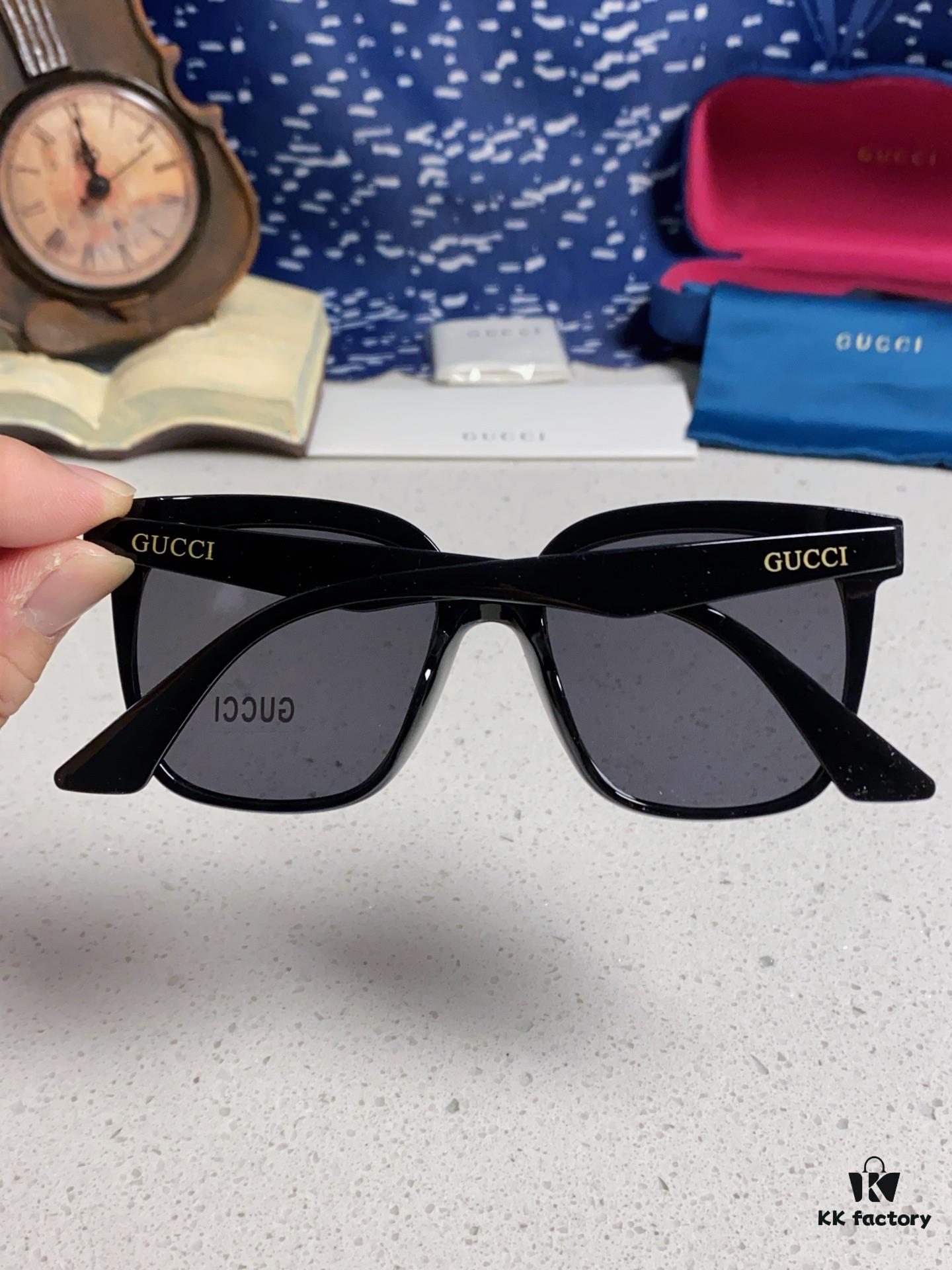 6931fd833a89a121ed54dcab Gucci 2025 New Retro Sunglasses for Women, Large Square Frame, Slimming Design with Logo, UV Protection Unisex Sun Glasses