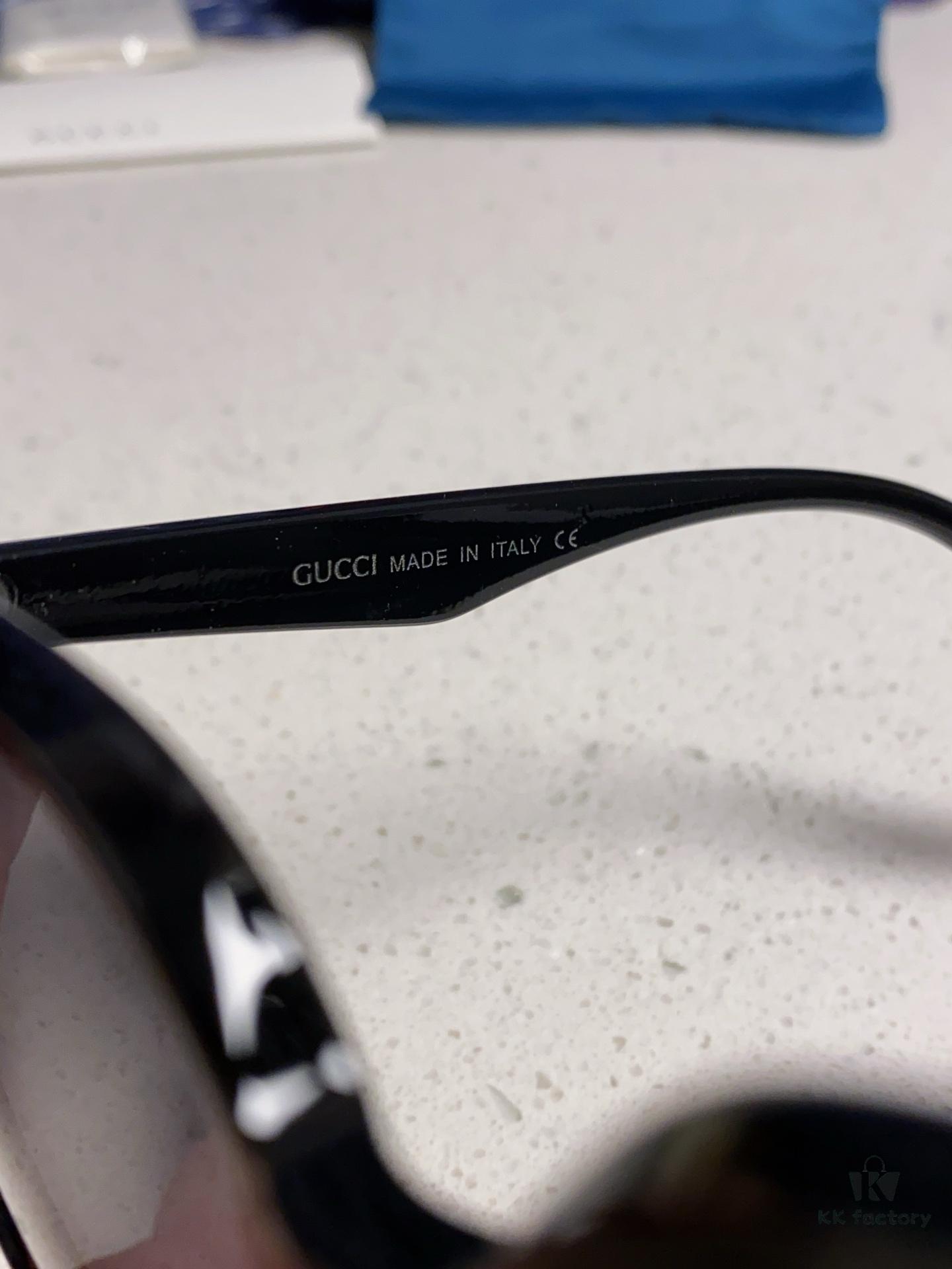 6931fd833a89a121ed54dcae Gucci 2025 New Retro Sunglasses for Women, Large Square Frame, Slimming Design with Logo, UV Protection Unisex Sun Glasses