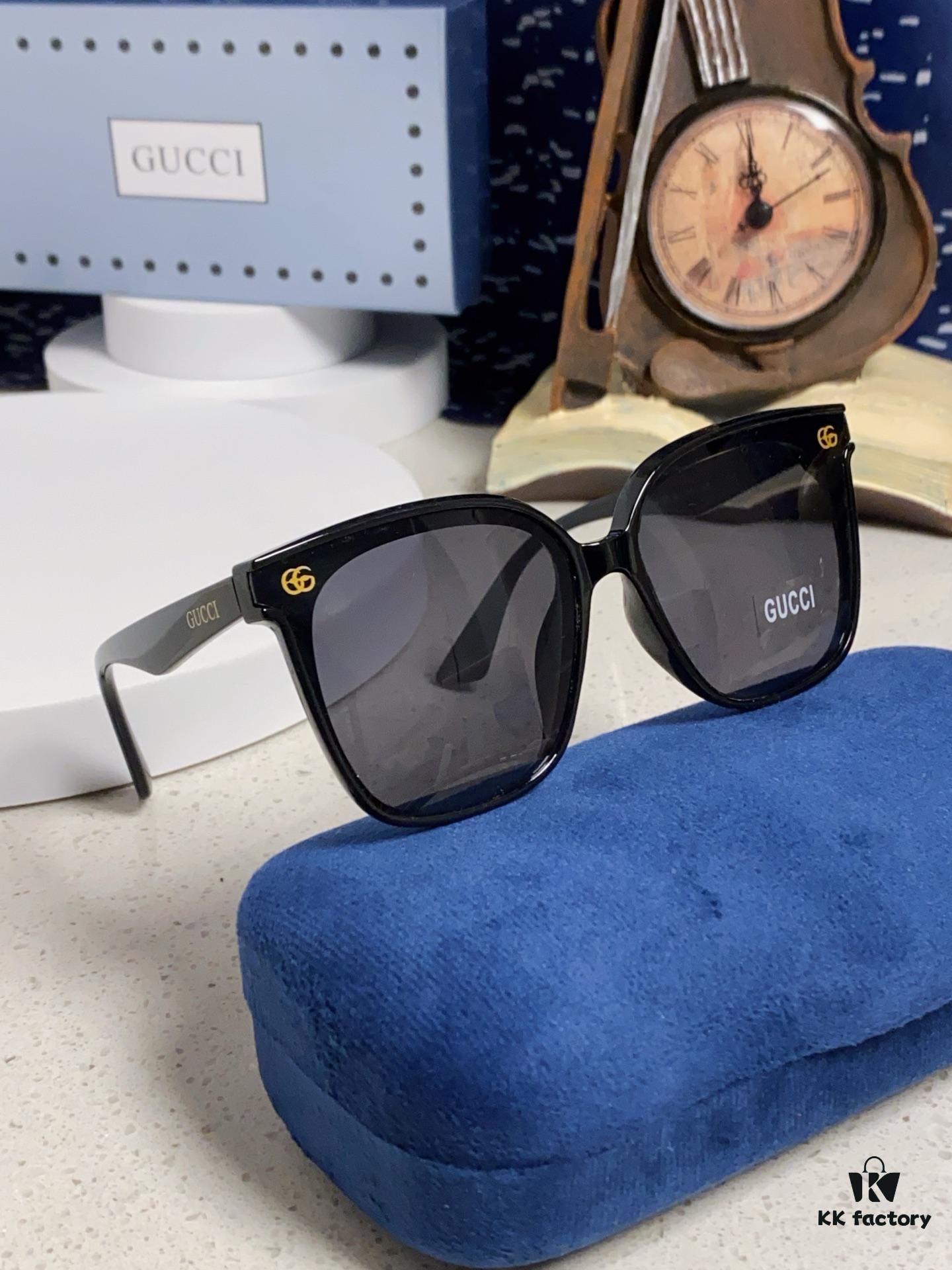 6931fd833a89a121ed54dcb0 Gucci 2025 New Retro Sunglasses for Women, Large Square Frame, Slimming Design with Logo, UV Protection Unisex Sun Glasses