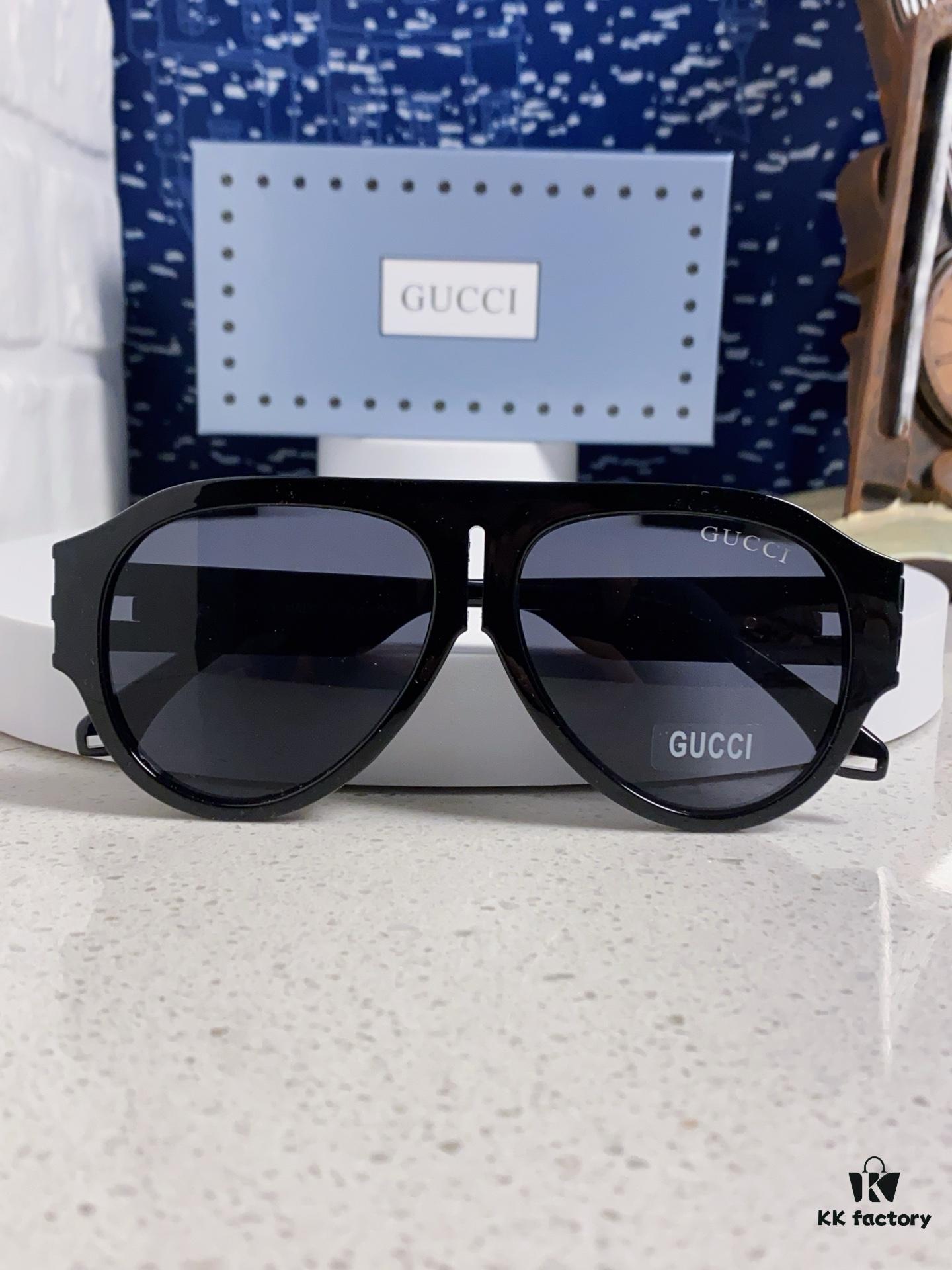 6931fd843a89a121ed54dcb9 Gucci 2025 Collection High-End Unisex Pilot Sunglasses, European Celebrity-Inspired Frog-Shaped Eyewear, Fashionable Sun and Myopia Glasses