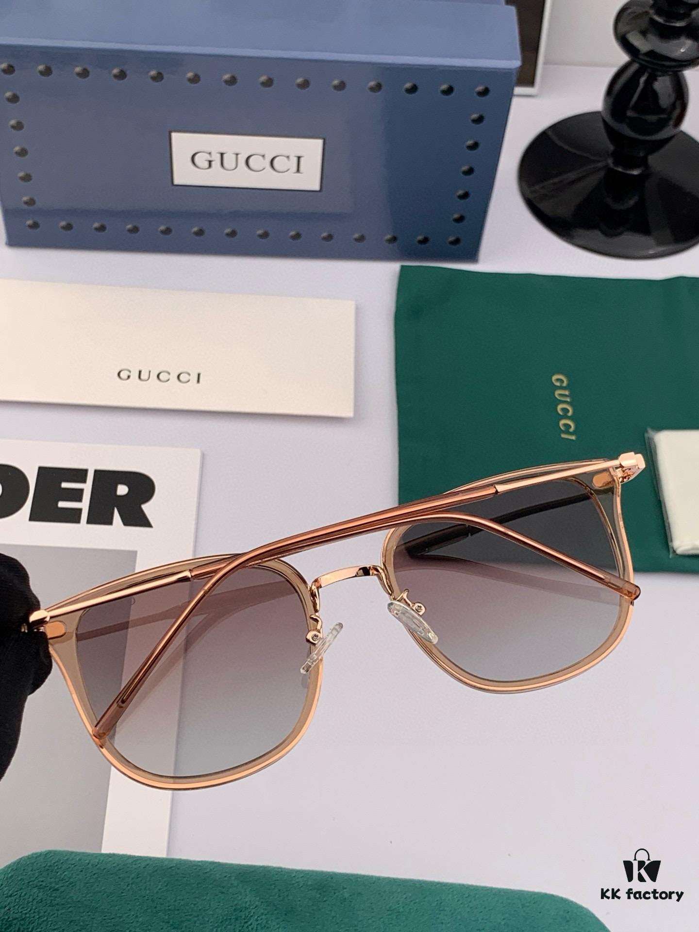 6931fd8d3a89a121ed54dd36 Gucci Classic Square Frame Design, Flattering on All Face Shapes, Perfectly Complements Coats or Dresses, Polarized Lenses for UV Protection