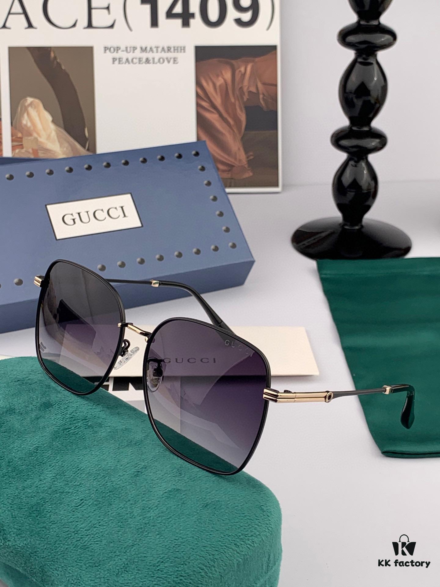 GUCCI Nylon Polarized Round Frame Sunglasses