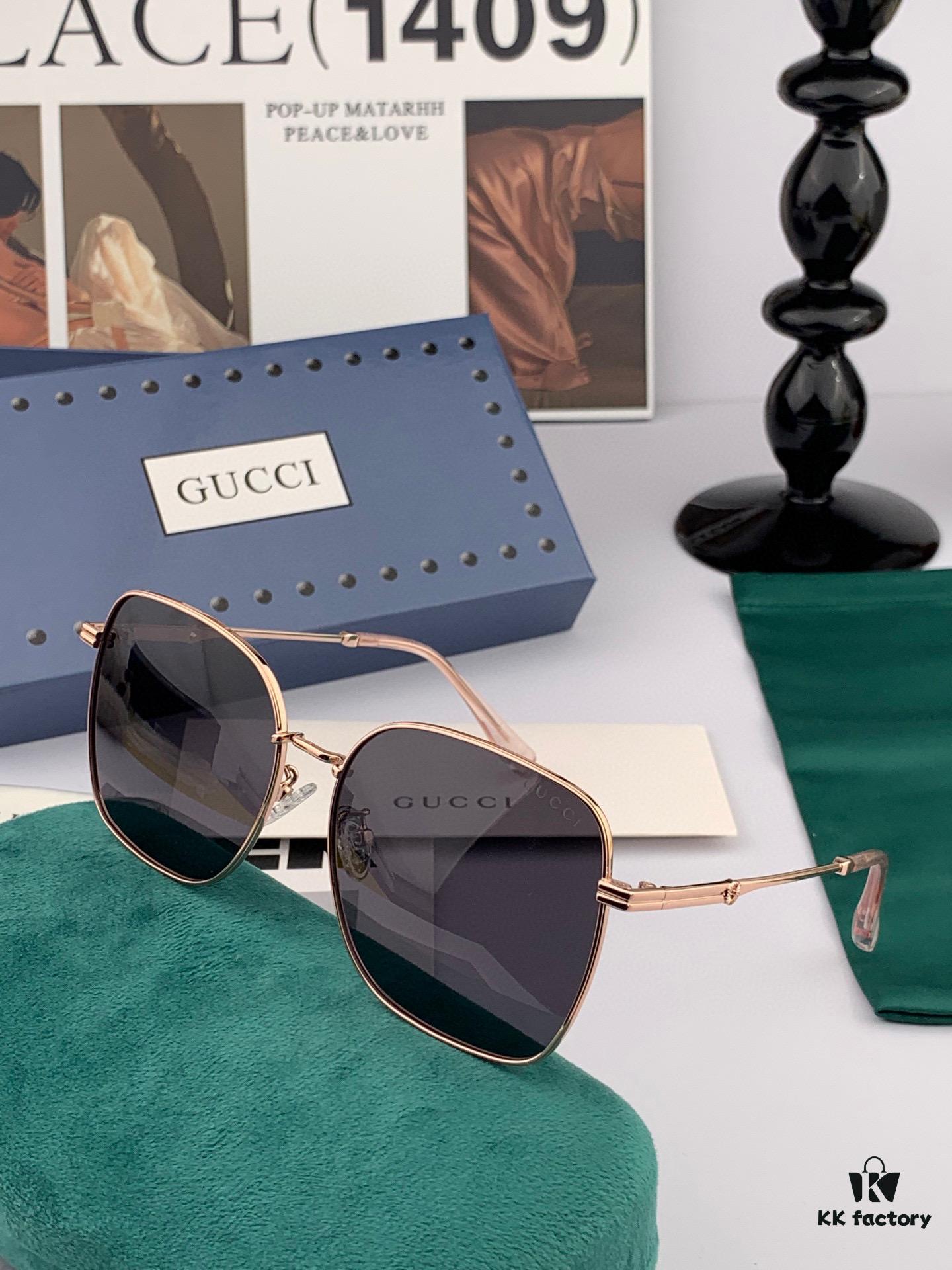 GUCCI Nylon Polarized Round Frame Sunglasses