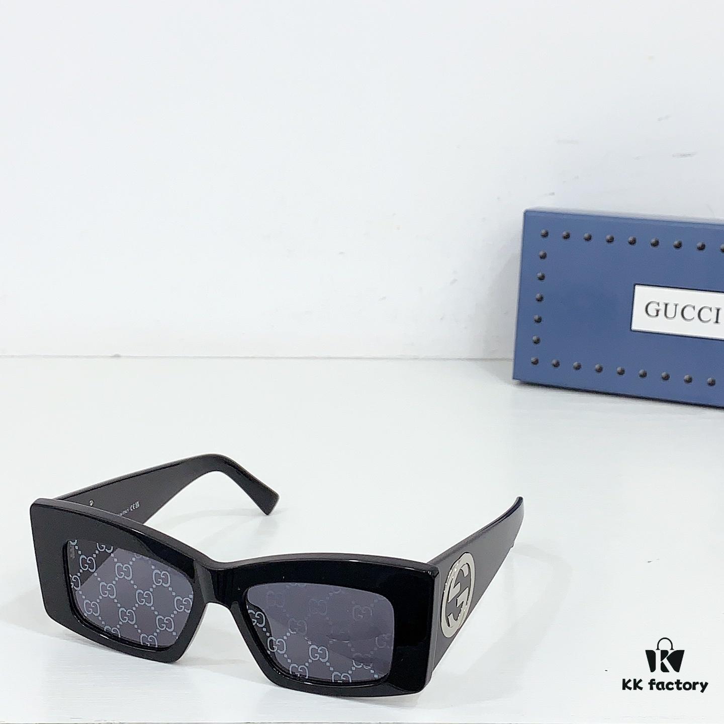 135 Gucci Square-Frame Sunglasses