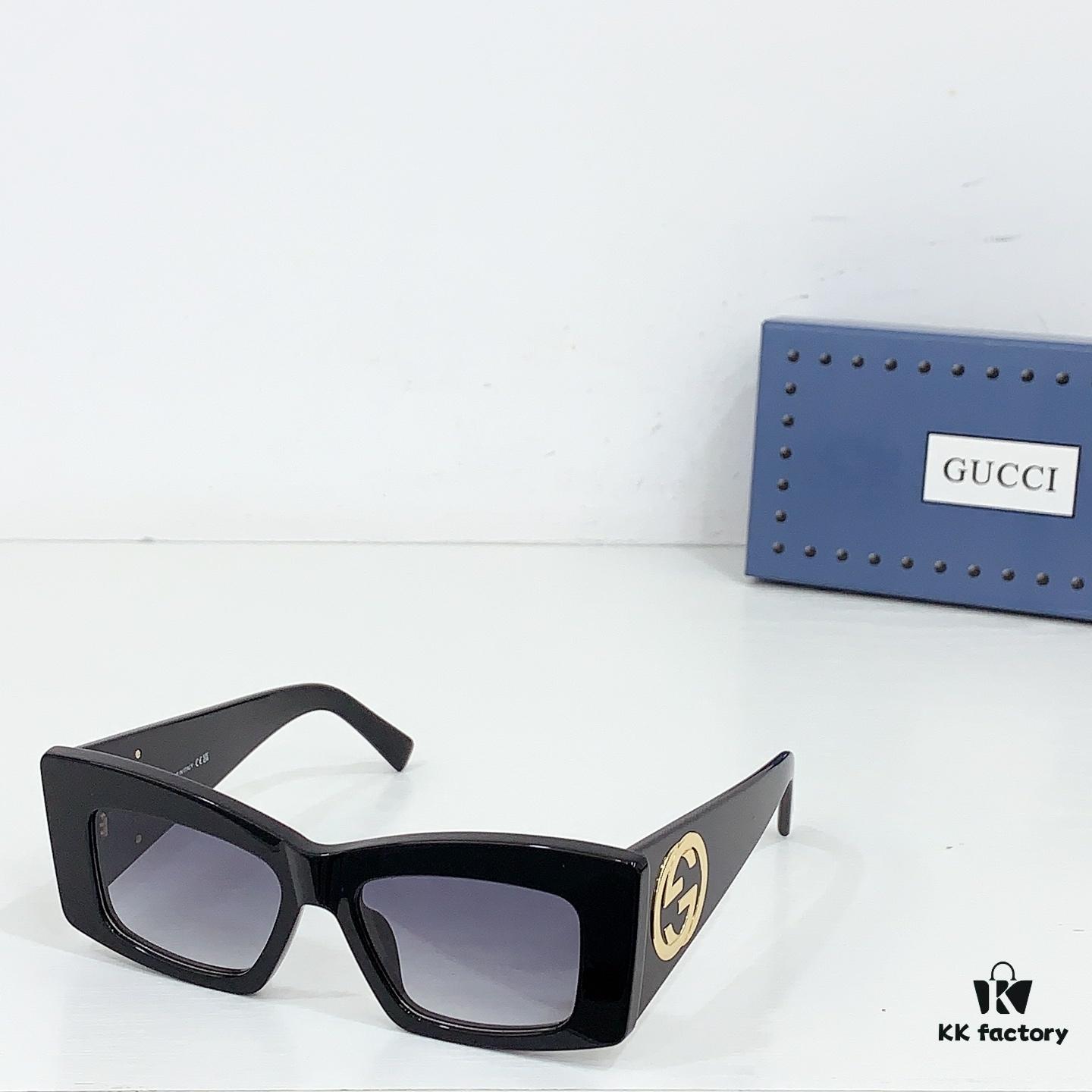 135 Gucci Square-Frame Sunglasses