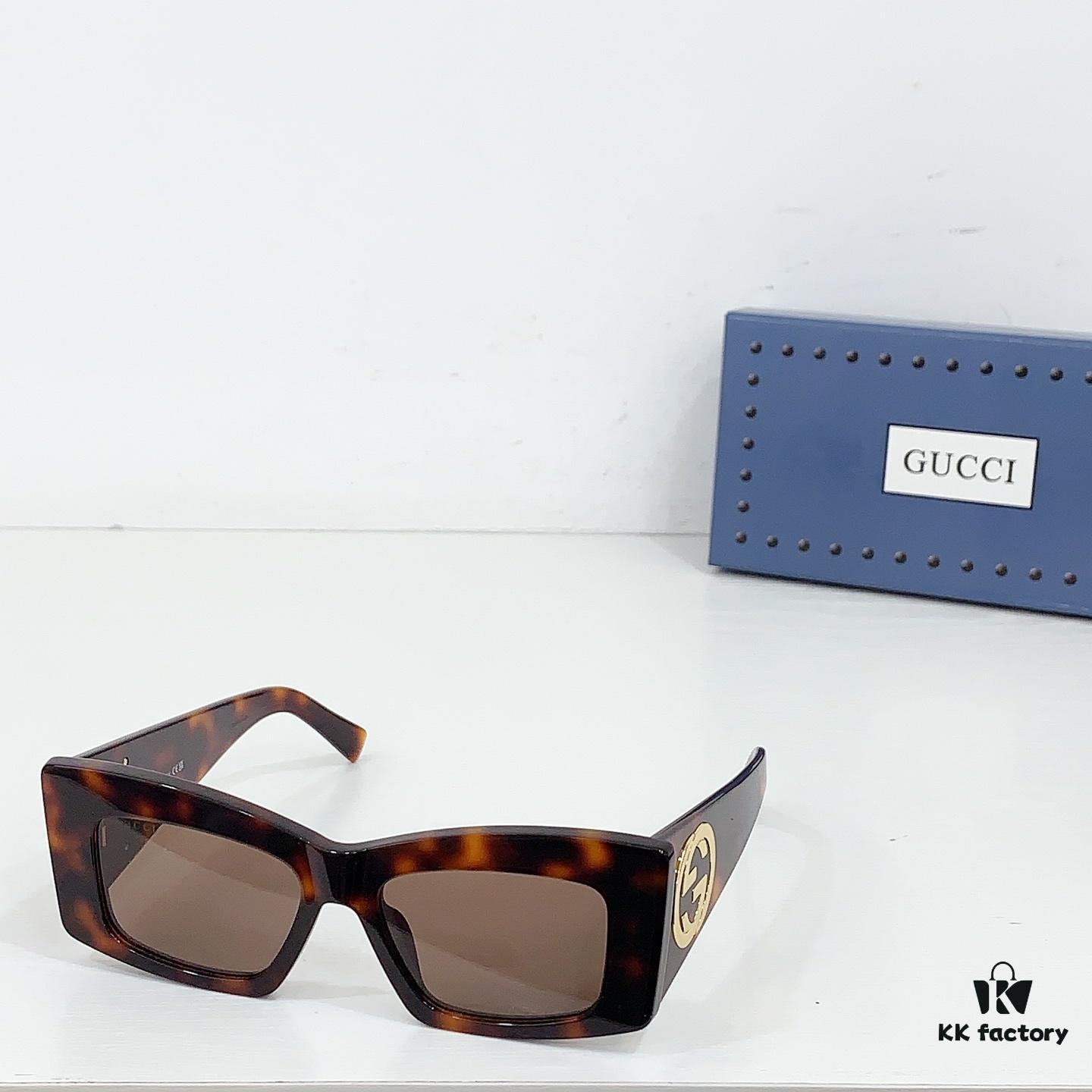 135 Gucci Square-Frame Sunglasses