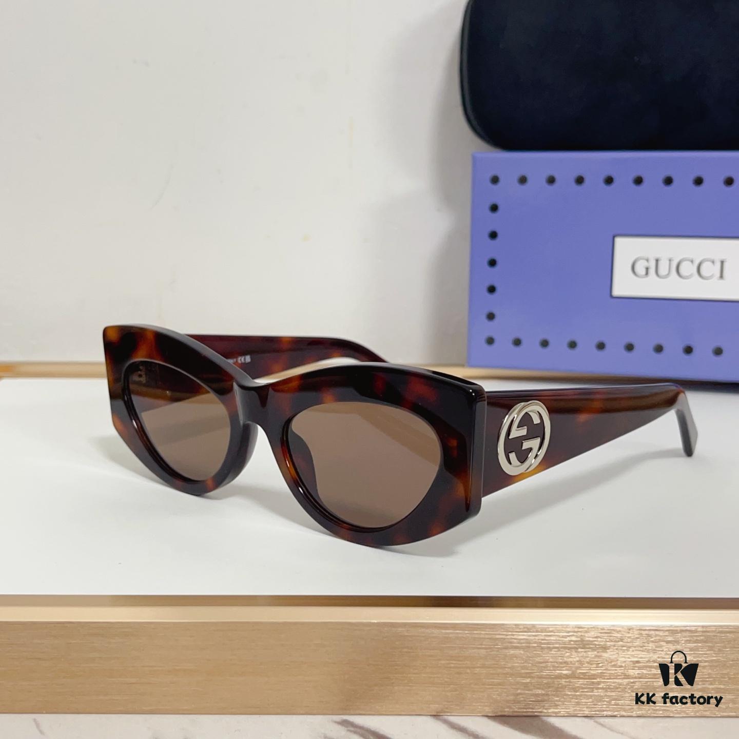 6931fdb63a89a121ed54df57 135 GUCCI GG1843S Cruise 25 Sunglasses, Cat-Eye Frame with Interlocking G Detail, Size 53-20-140