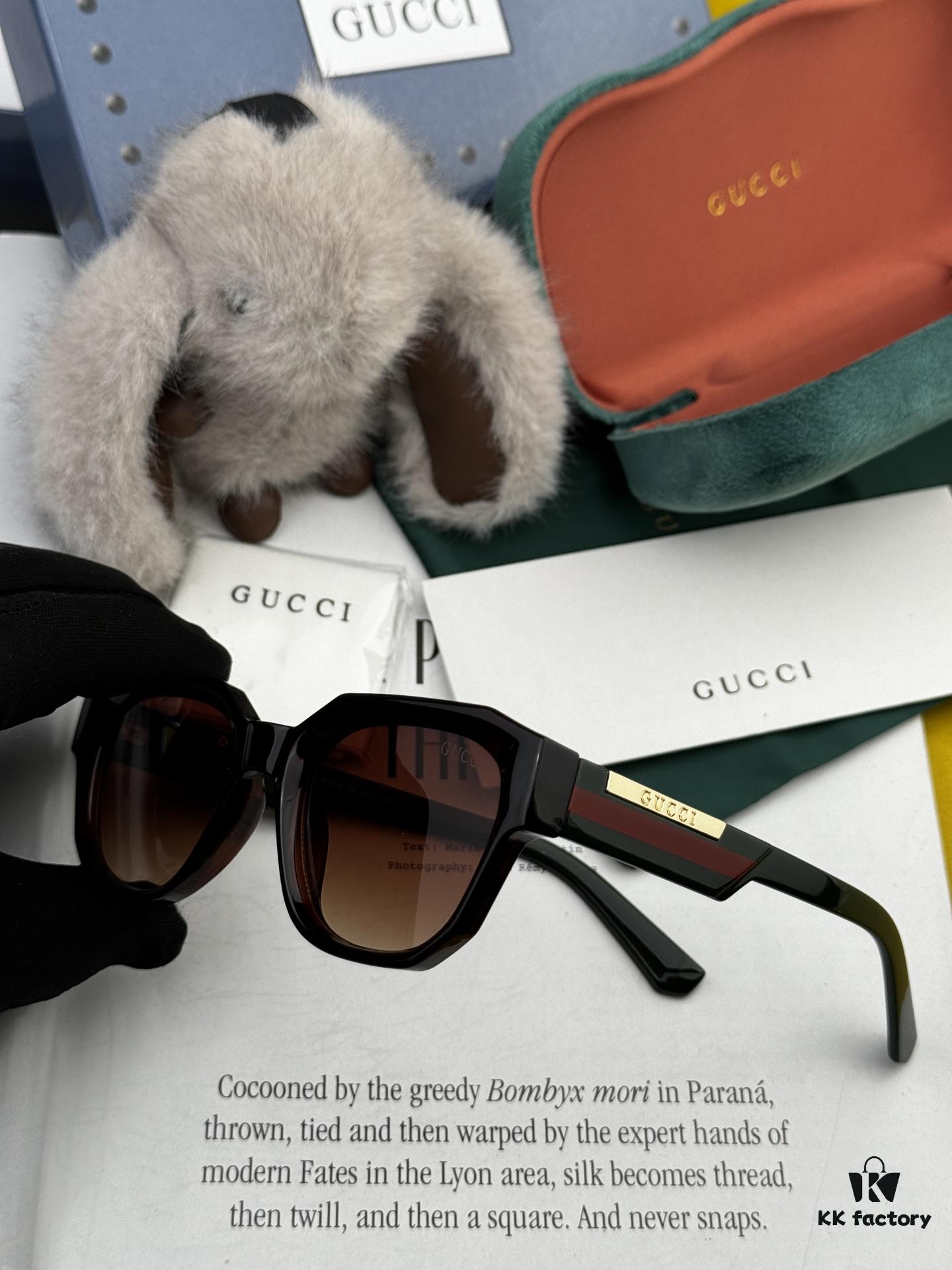 6931fdc83a89a121ed54e036 【GUCCI】2025 Spring New Arrival Trendy Fashion Square Sunglasses High Quality Comfortable Wear Influencer Style Shades Model: G0232