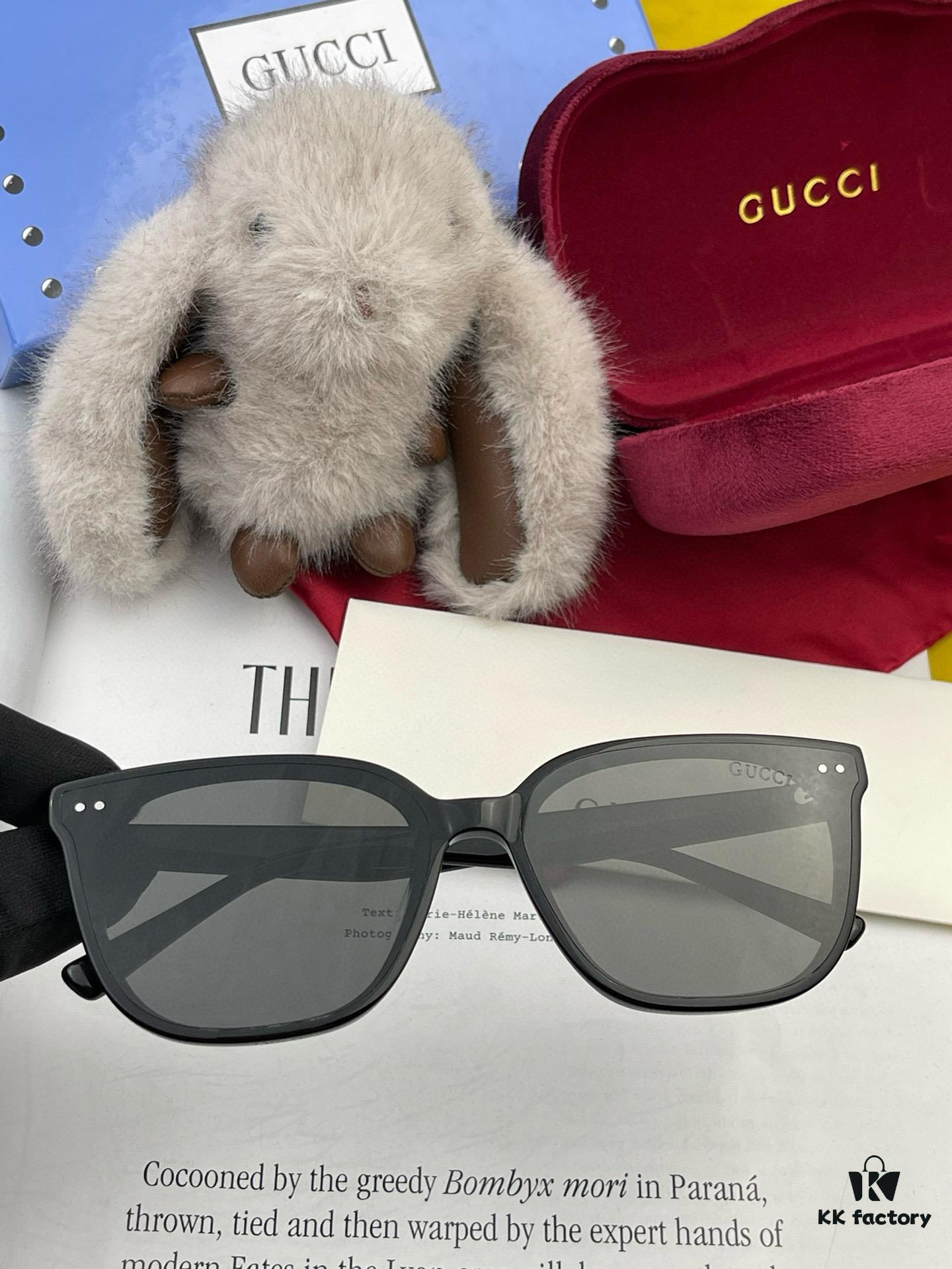 6931fdd53a89a121ed54e0e8 GUCCI 2025 Spring New One-Piece Sunglasses, Small Frame Unisex Sunglasses