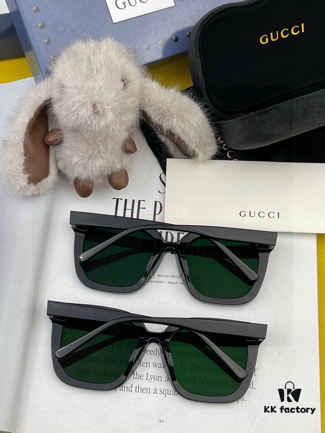 6931fdd73a89a121ed54e0ff GUCCI 2025 Spring New Unisex Oversized Nylon Sunglasses Model G4803