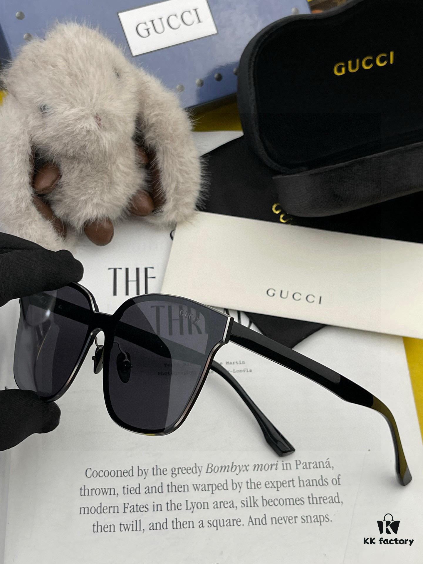 GUCCI 2025 New Spring Unisex Oversized One-Piece Sunglasses G380