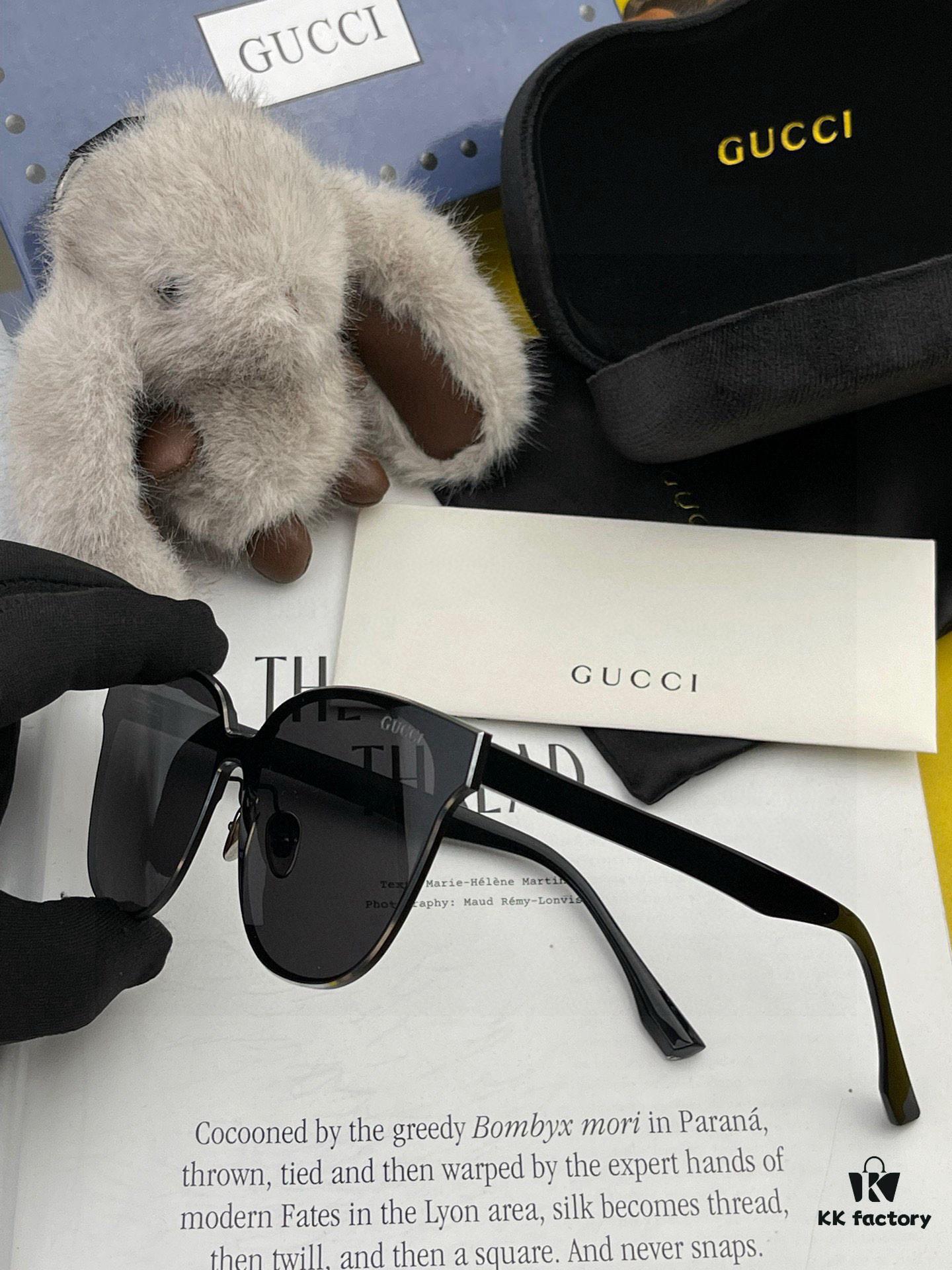 6931fdd93a89a121ed54e11a GUCCI 2024 New Spring Launch One-Piece Oversized Nylon Sunglasses Unisex Model G580