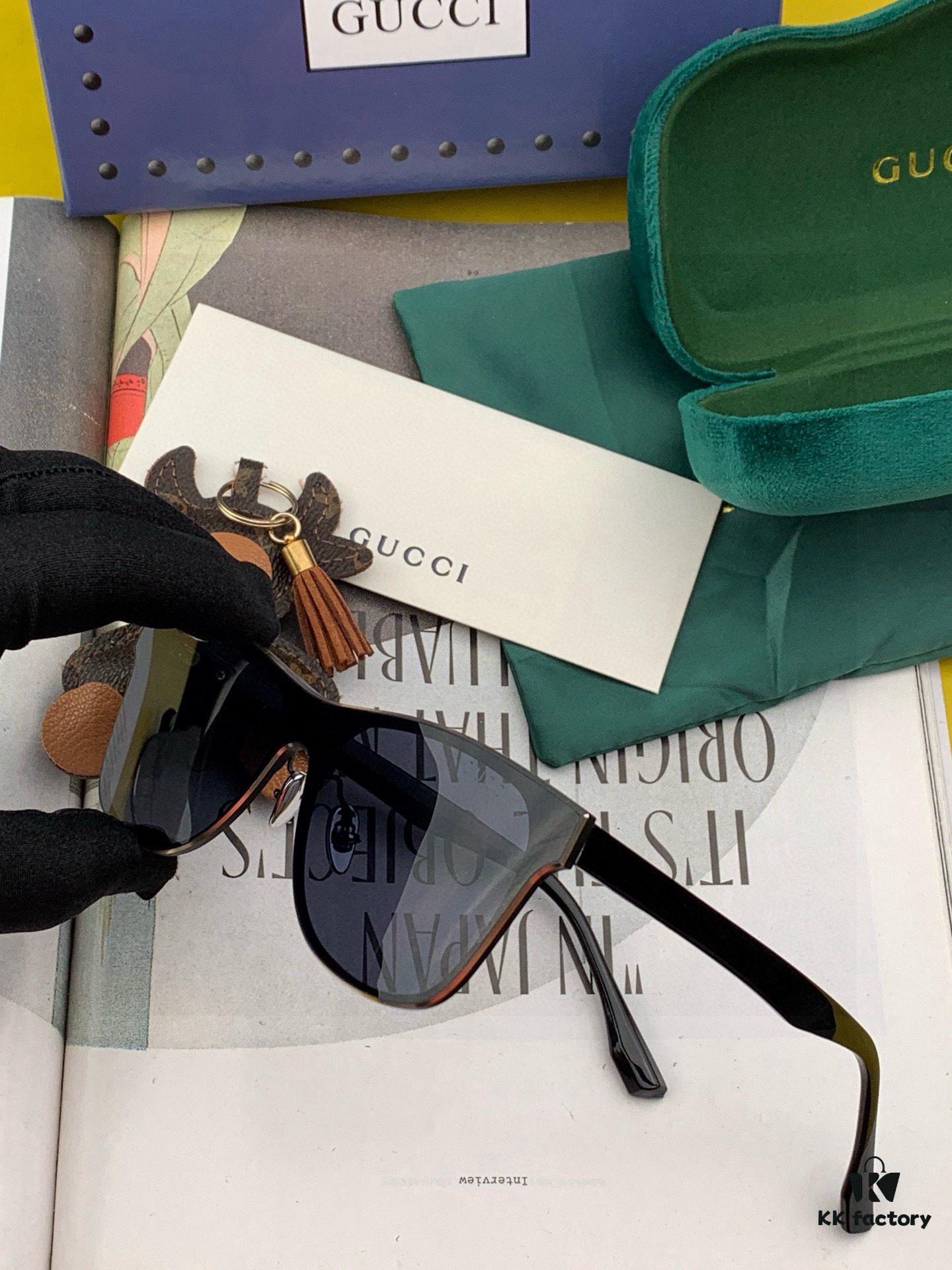 6931fdda3a89a121ed54e121 GUCCI 2025 New Spring Launch One-Piece Oversized Sunglasses, Unisex Nylon Frame UV-Protective Shades