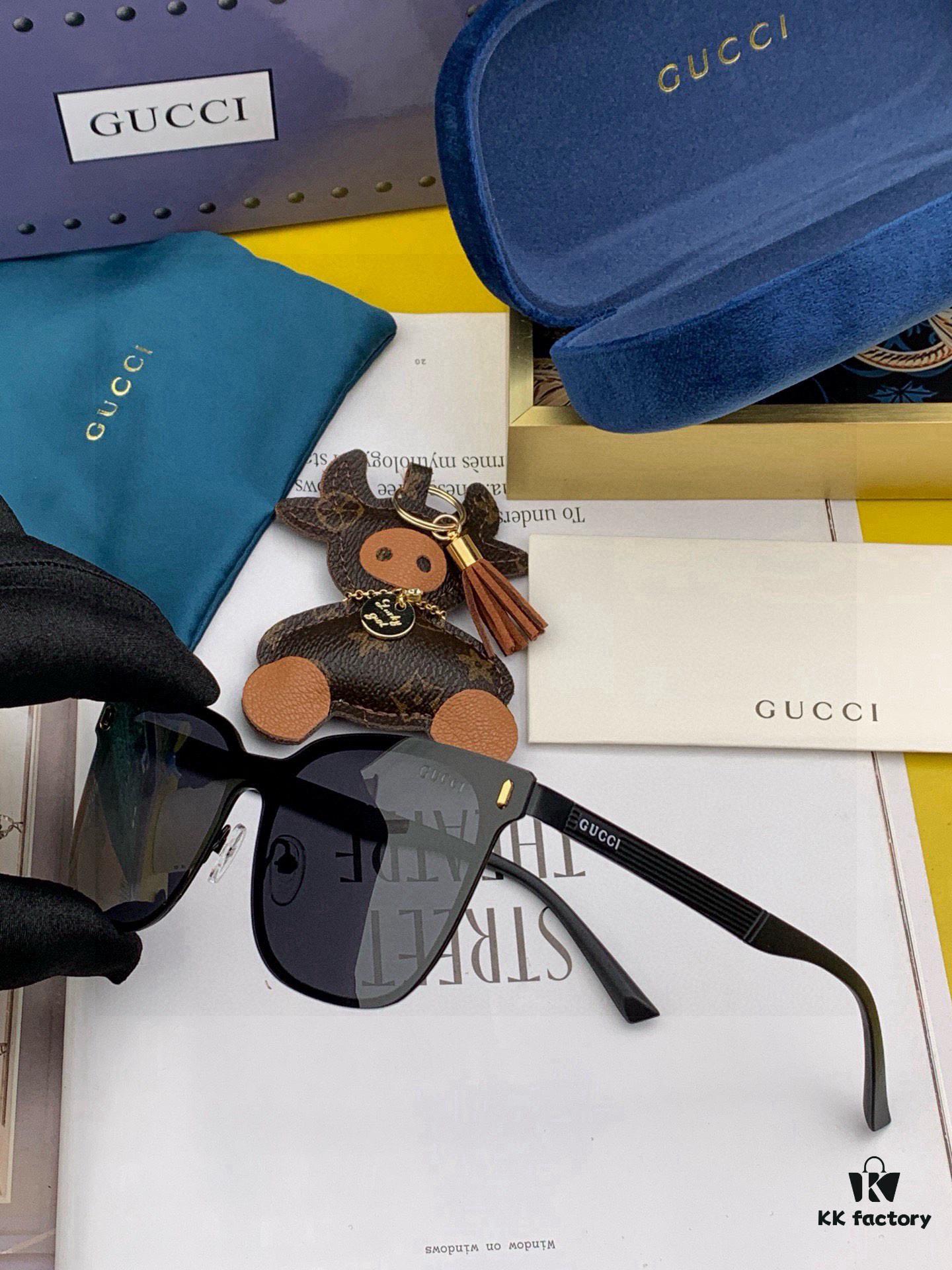 6931fdda3a89a121ed54e129 Gucci New Model One-Piece Driving Sunglasses, Must-Have Style for Travel, Popularized by Numerous Celebrities, Unisex Aviator Sunglasses Model: G075