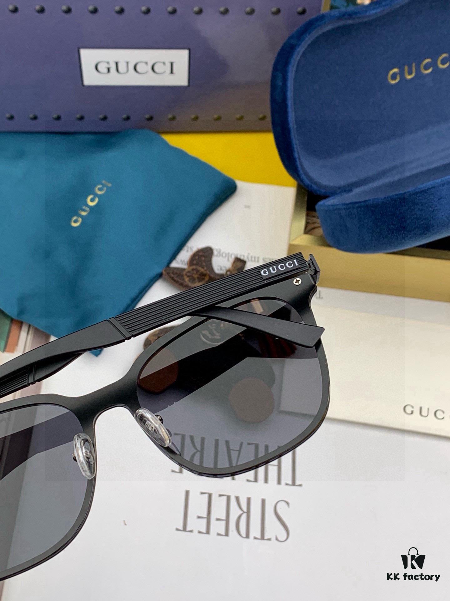 6931fddb3a89a121ed54e12c Gucci New Model One-Piece Driving Sunglasses, Must-Have Style for Travel, Popularized by Numerous Celebrities, Unisex Aviator Sunglasses Model: G075