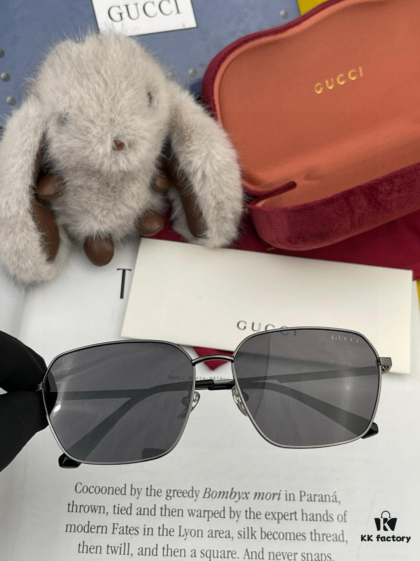 Gucci High-Quality Unisex Sunglasses, Polarized Pilot Style with Imported Polaroid Lenses, UV Protection, Fashionable Oversized Frame for Driving, Fishing, and Outdoor Use, Model: G9862
