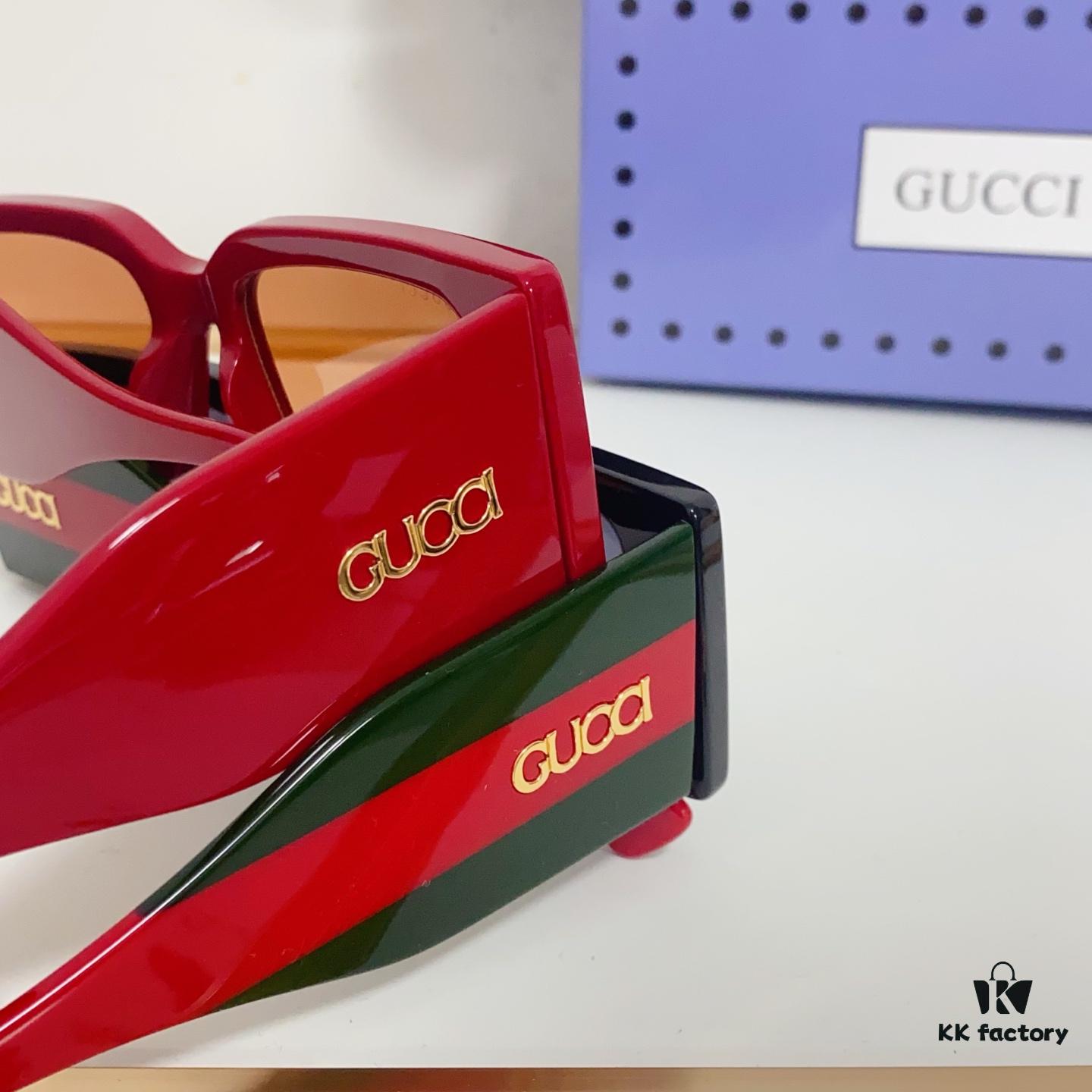 6931fde13a89a121ed54e17d 125 GUCCI Gucci GG1860S Sunglasses, Size 53-22-145, Spring/Summer 2025 Collection