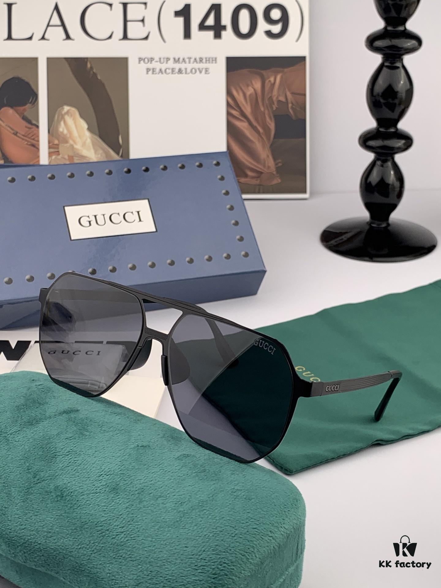 6931fde53a89a121ed54e1b7 GUCCI Men's Colorful Pilot Polarized Sunglasses
