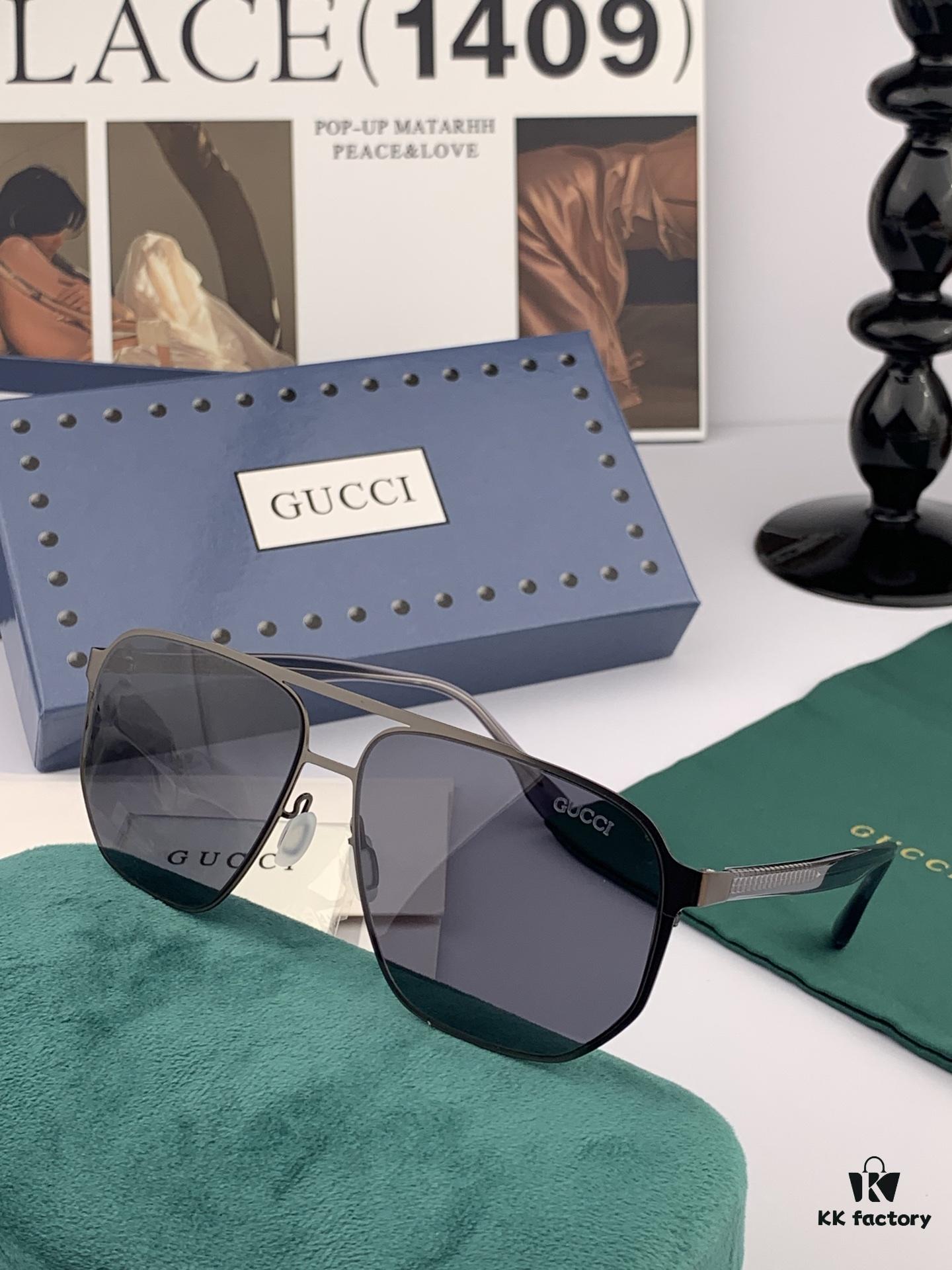 6931fde63a89a121ed54e1c5 GUCCI Men's Colorful Pilot Polarized Sunglasses