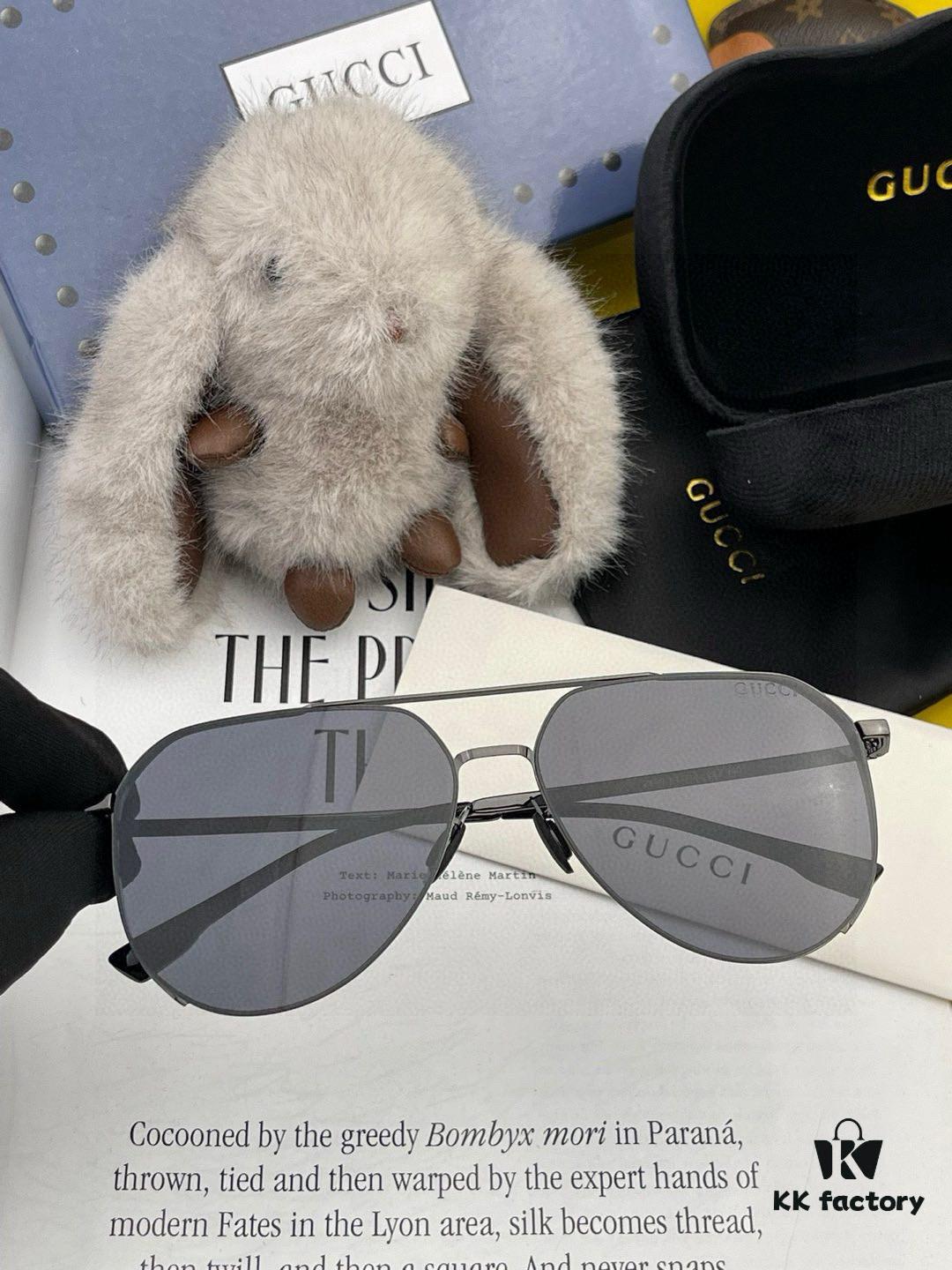 6931fdec3a89a121ed54e21b GUCCI Men's Colorful Pilot Polarized Sunglasses