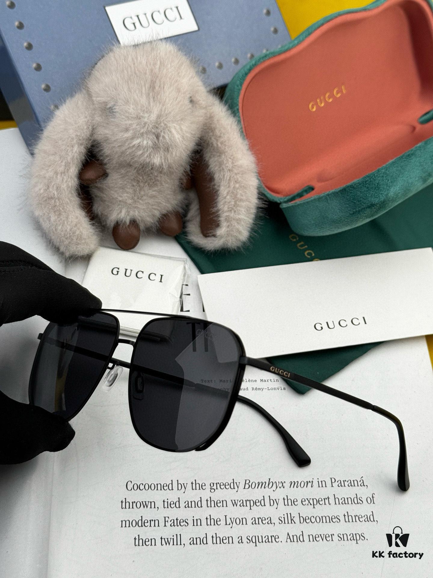 6931fdf93a89a121ed54e2c2 GUCCI Men's Colorful Pilot Polarized Sunglasses