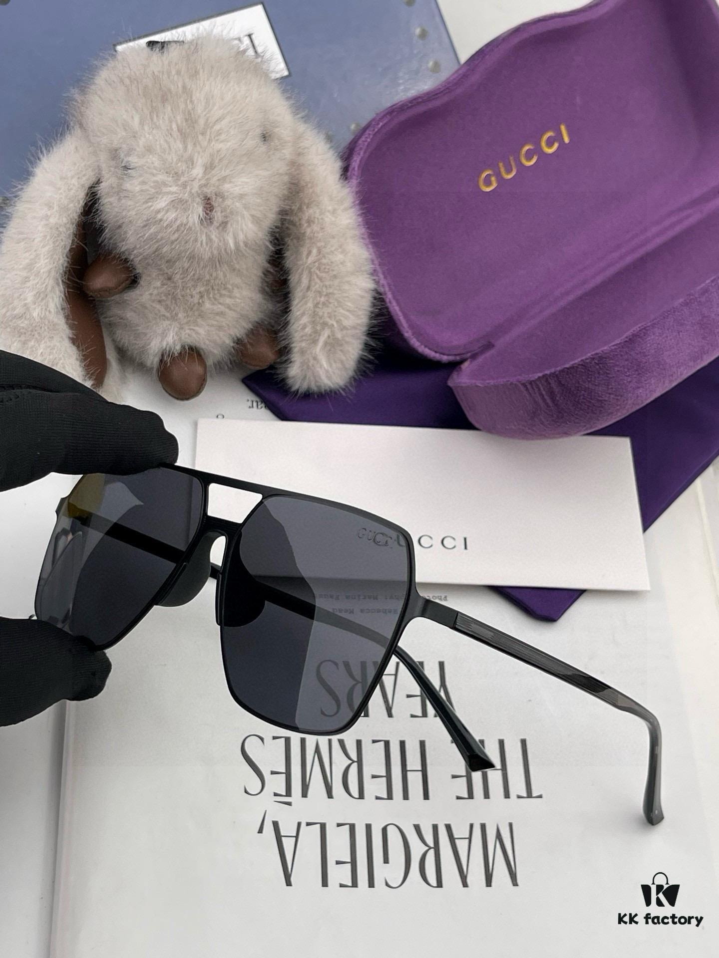 6931fdfd3a89a121ed54e2f1 GUCCI Men's Colorful Pilot Polarized Sunglasses
