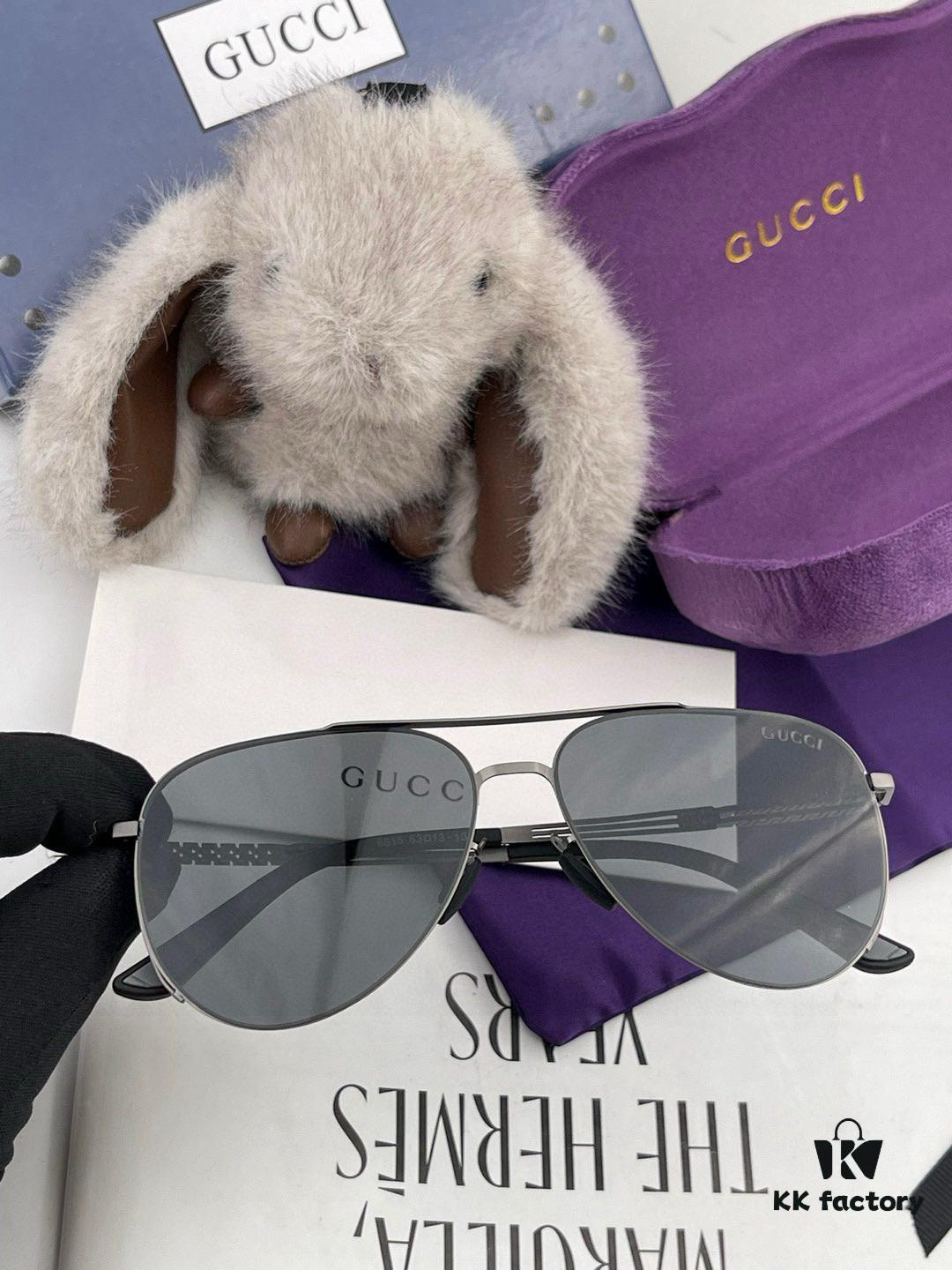 GUCCI Men's Colorful Pilot Polarized Sunglasses G5881