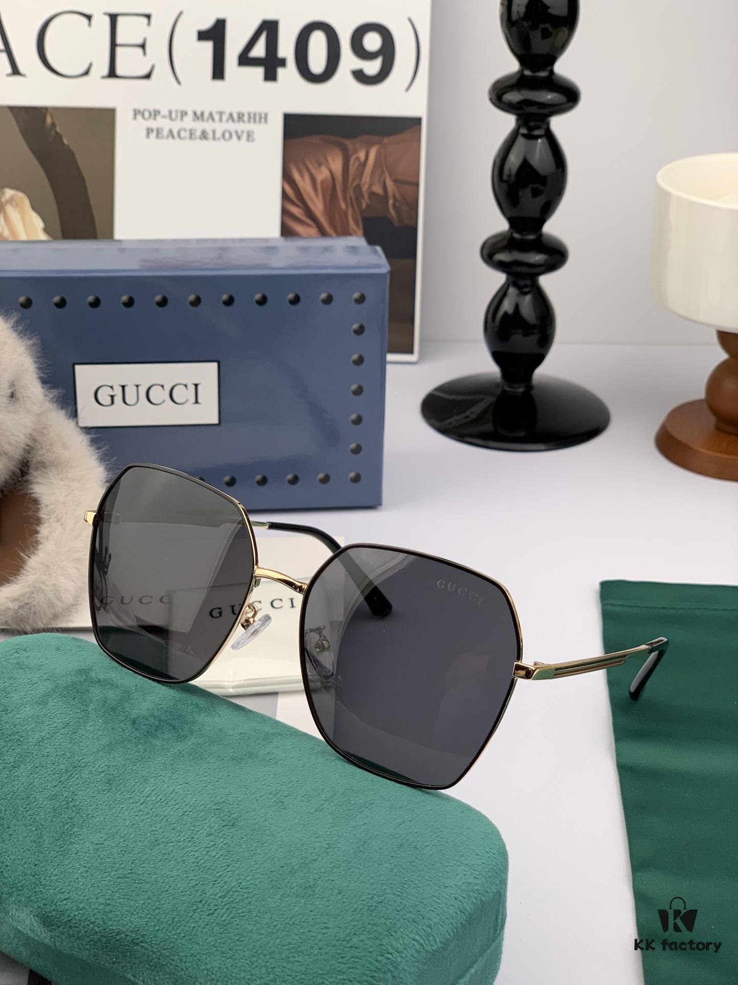 GUCCI 2025 Spring New Arrival Saddle Buckle Temple Sunglasses, Elegant Square Frame Sunglasses Loved by Influencers, Playful and Sweet with Enhanced Facial Fit, Premium Metal Finish